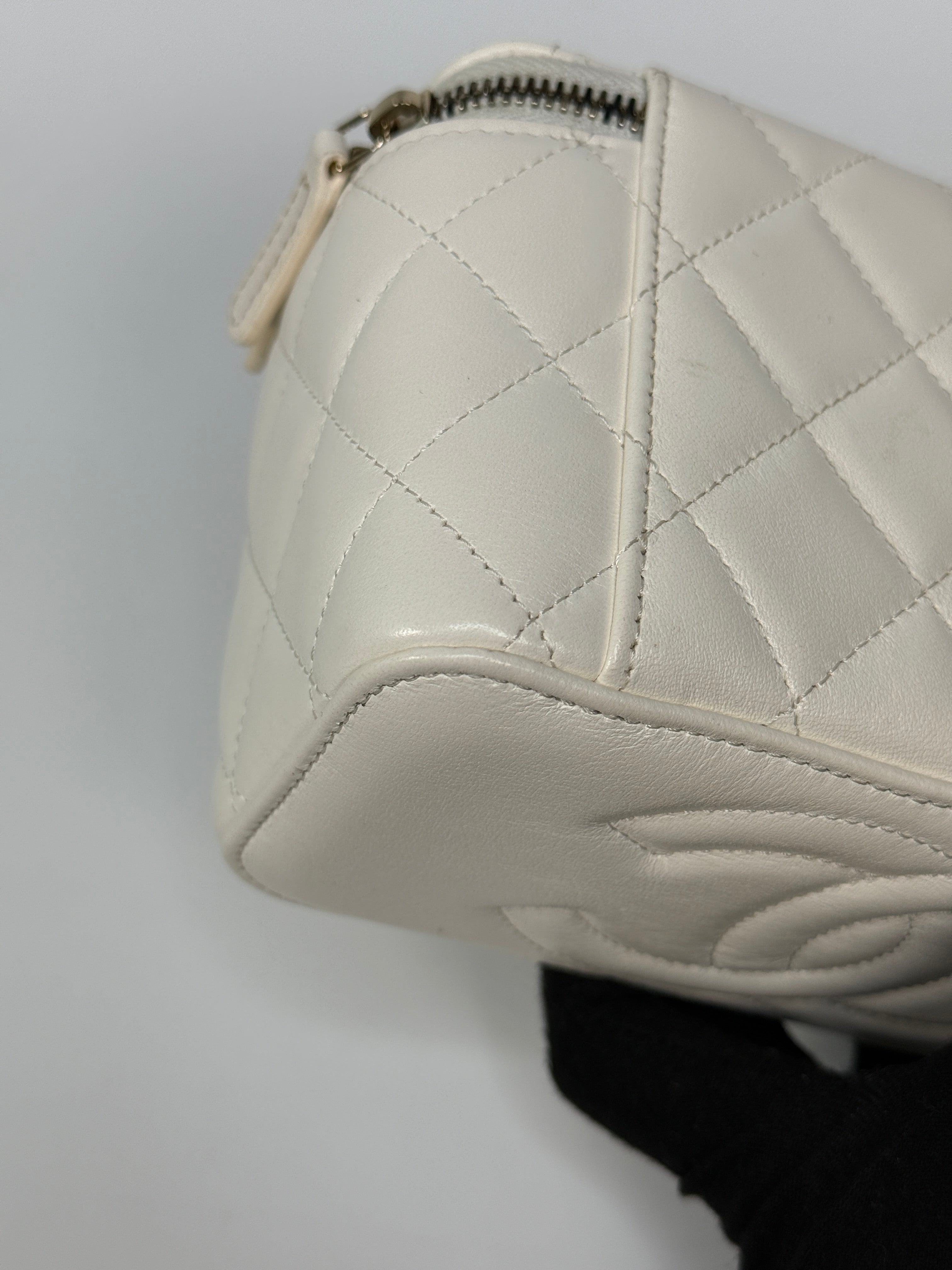 Authentic and preloved Chanel Quilted Pearl Crush Mini Vanity In White Lambskin Leather With Aged Gold Hardware