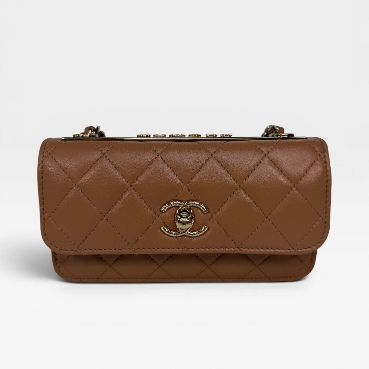 Chanel Trendy Wallet On Chain In Beige Lambskin With Gold Hardware. Authentic and preloved in excellent condition. 100% guarantee