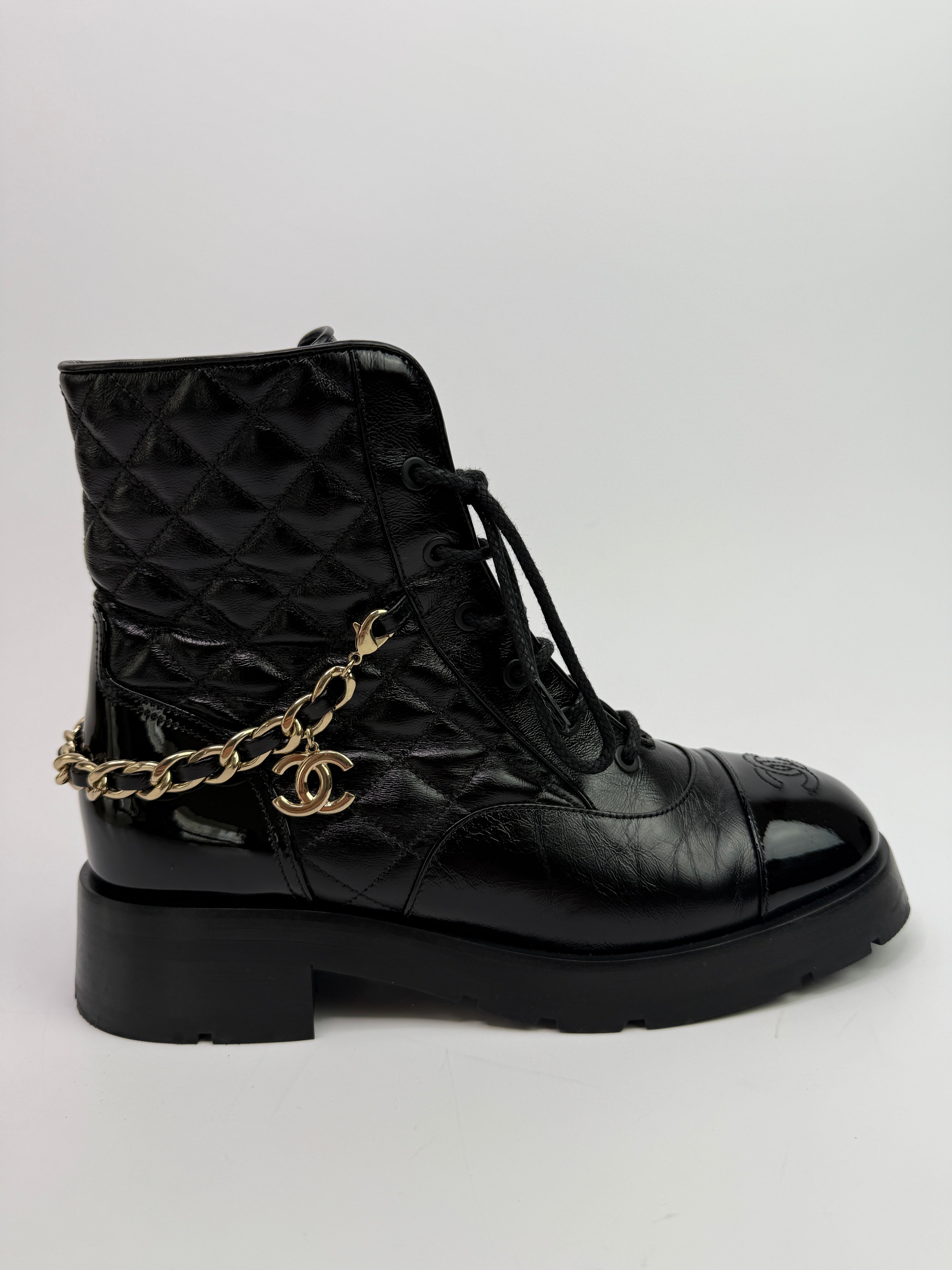 Chanel CC Boots (Size 40/UK7)