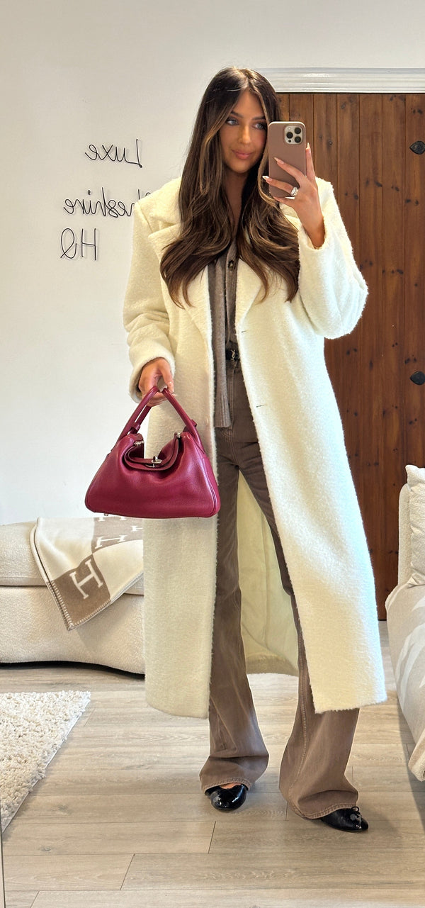 Hermès Lindy 30 Bag In Rubis Clemence Leather