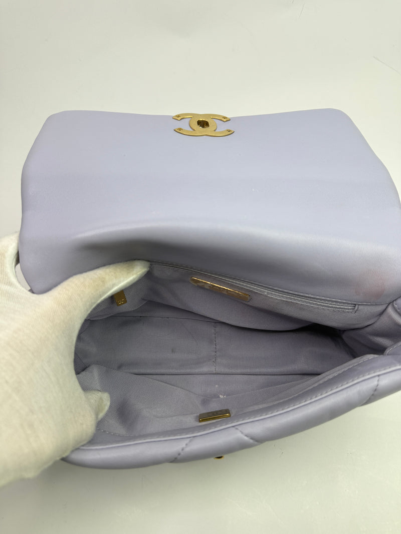 Chanel 19 Small In Lilac Lambskin Leather