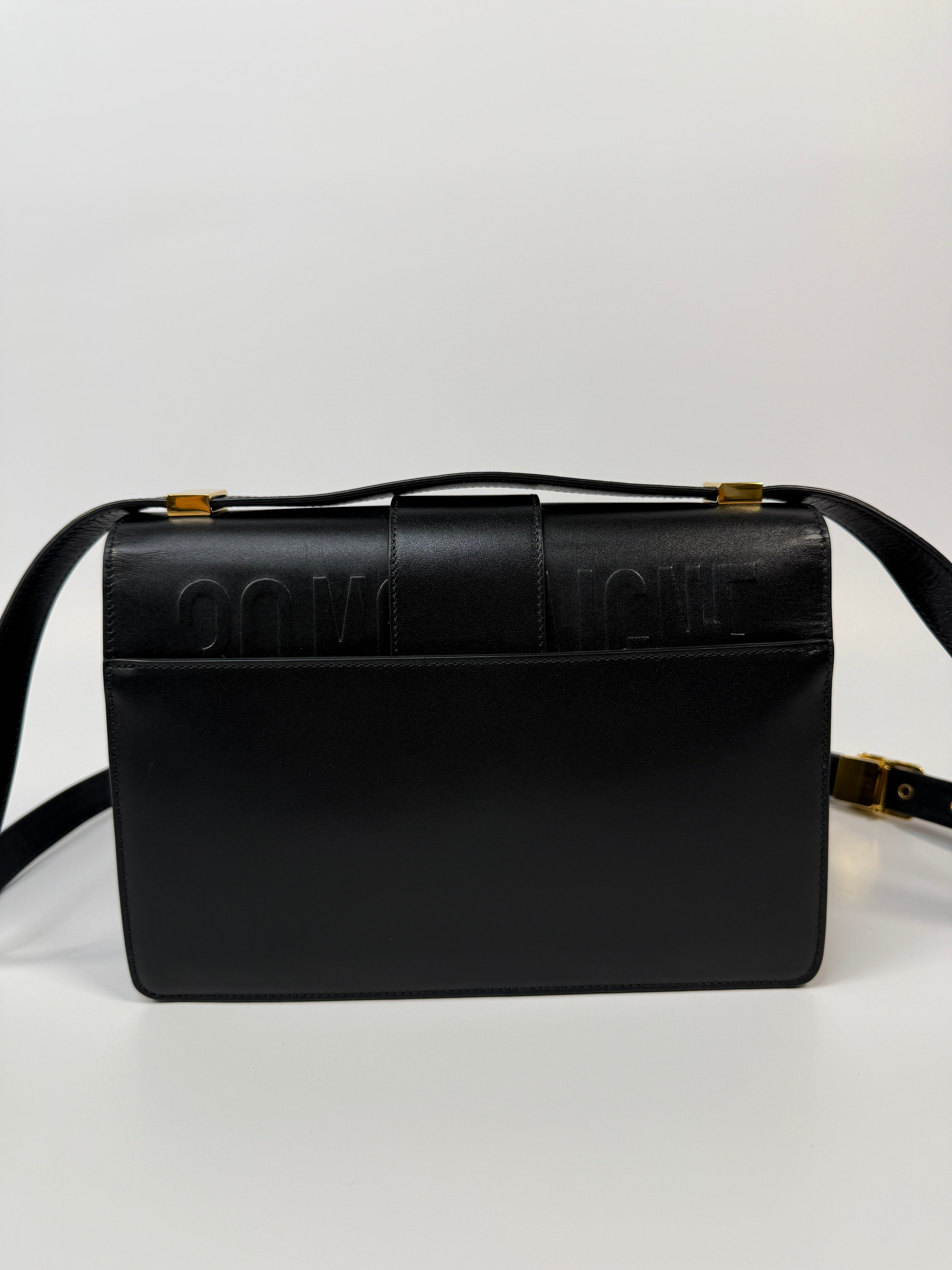 Christian Dior 30 Montaigne Bag
Pre Loved & Authentic 