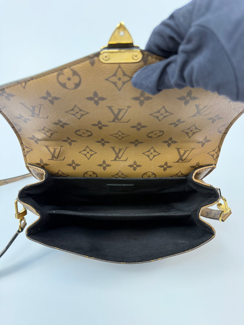 Louis Vuitton Pochette Métis Bag