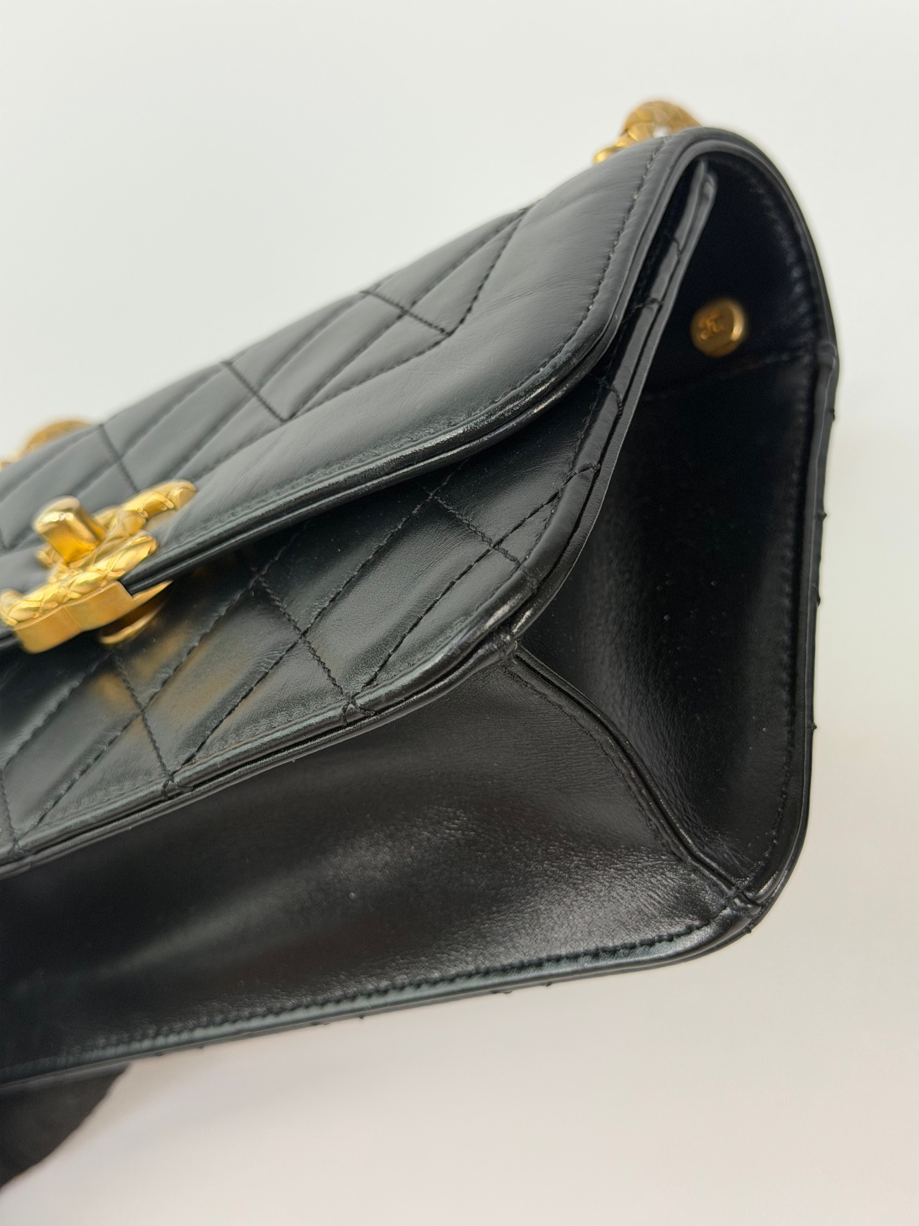 Chanel Mini Perfect Fit Flap In Black Lambskin With Antique Gold Hardware 100% authentic and preloved in excellent condition