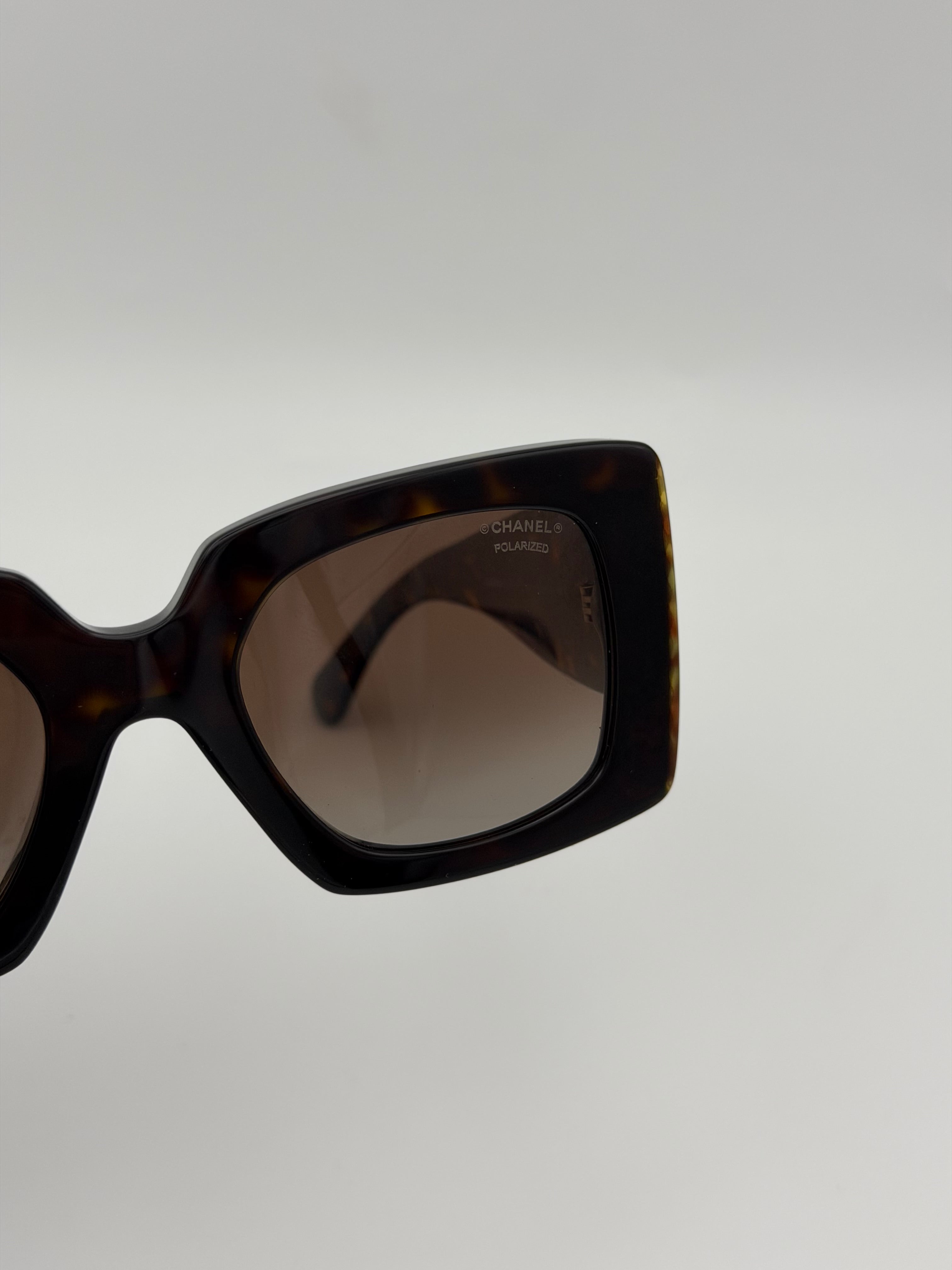 Chanel Sunglasses Tortoiseshell
Authentic Pre Loved Verified by Luxe Cheshire Trusted Designer resale