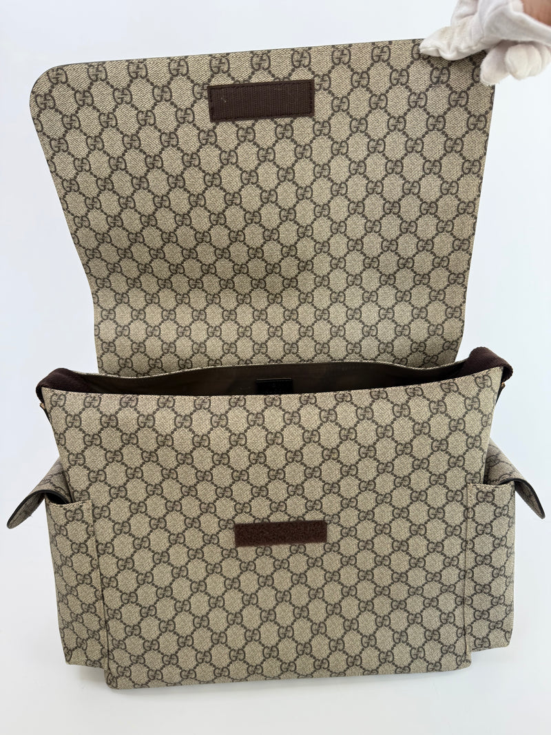 Gucci GG Supreme Medium Baby Changing Bag