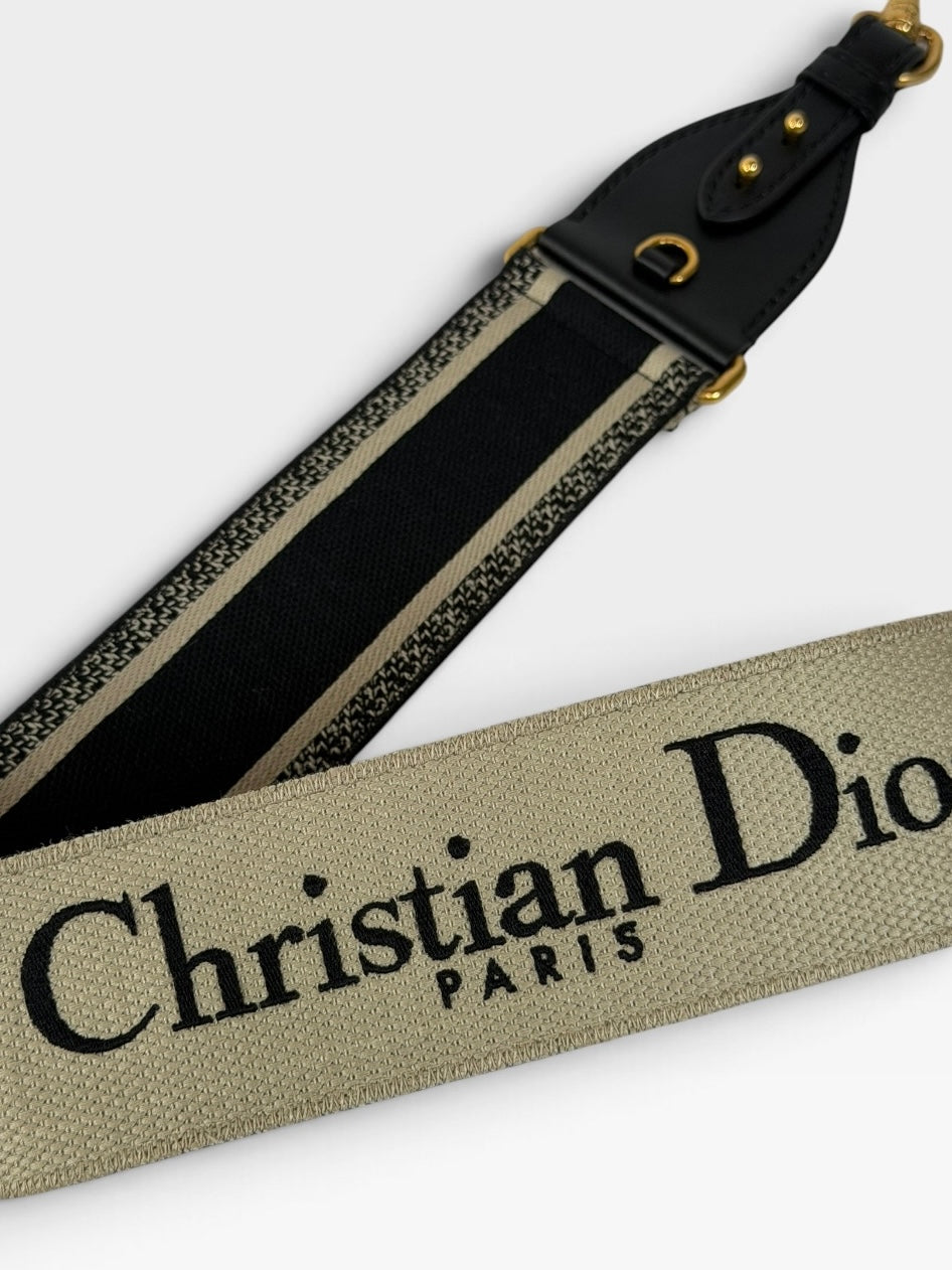 Christian Dior Shoulder Strap 100% authentic and preloved in excellent condition