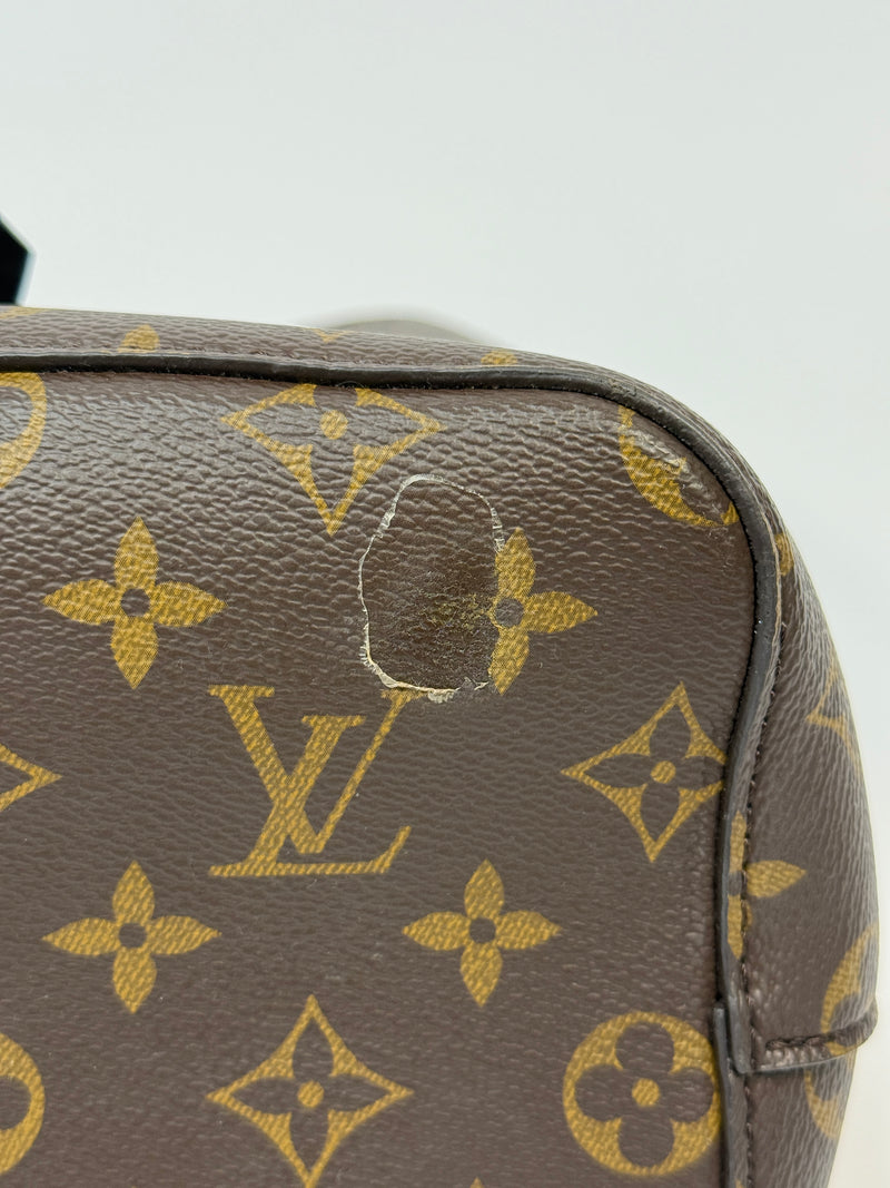 Louis Vuitton NéoNóe MM Bucket Bag