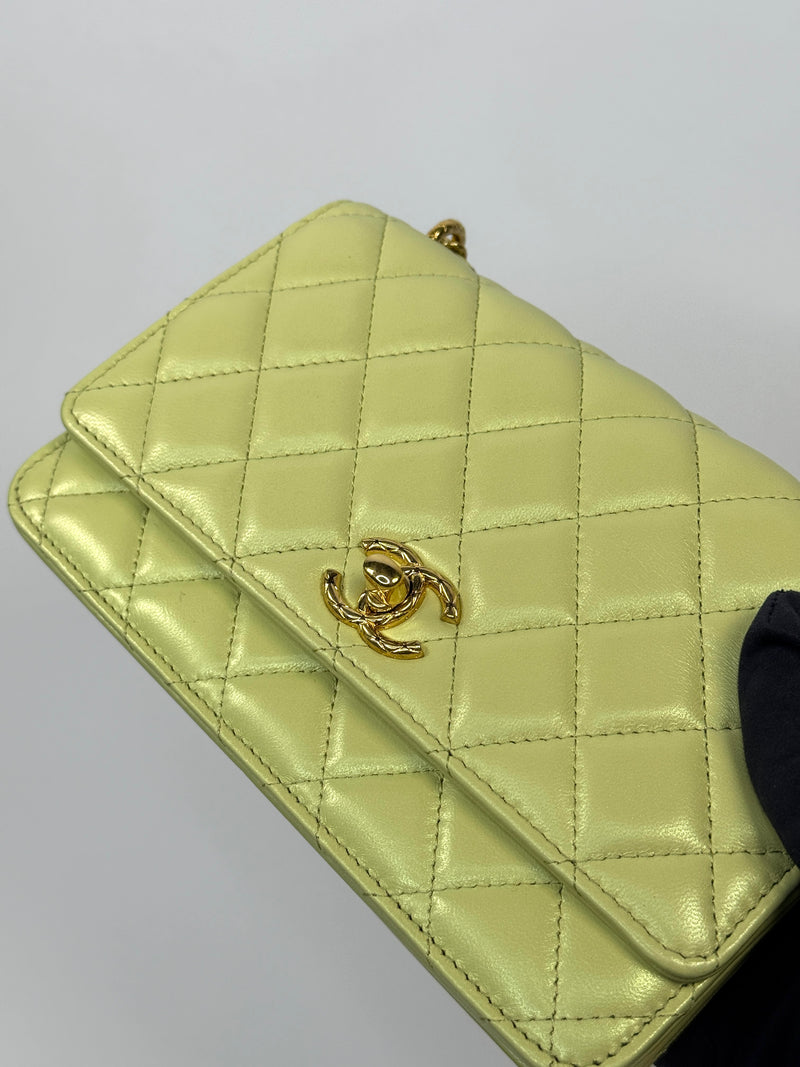 Chanel Wallet On Chain In Green Lambskin With GHW