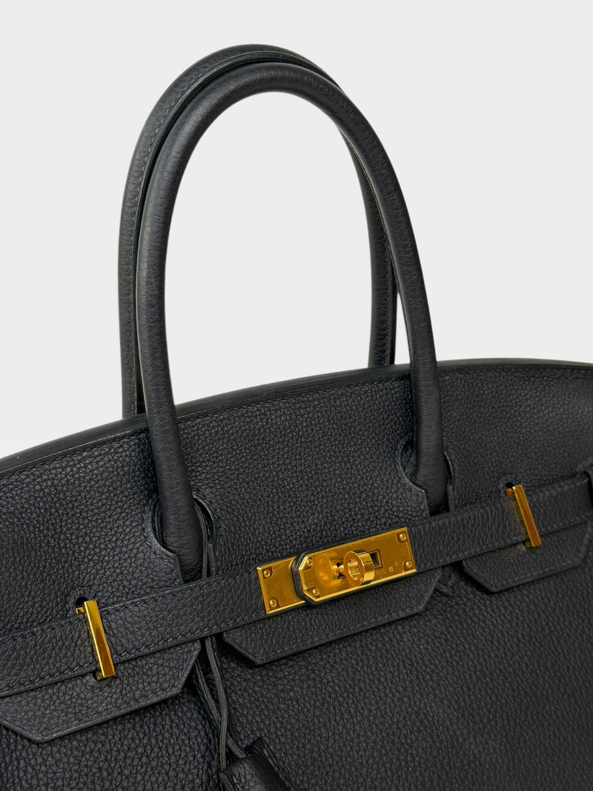 Hermès Birkin 30 In Caban Togo Leather With Gold Hardware. 100% authentic and preloved in excellent condition