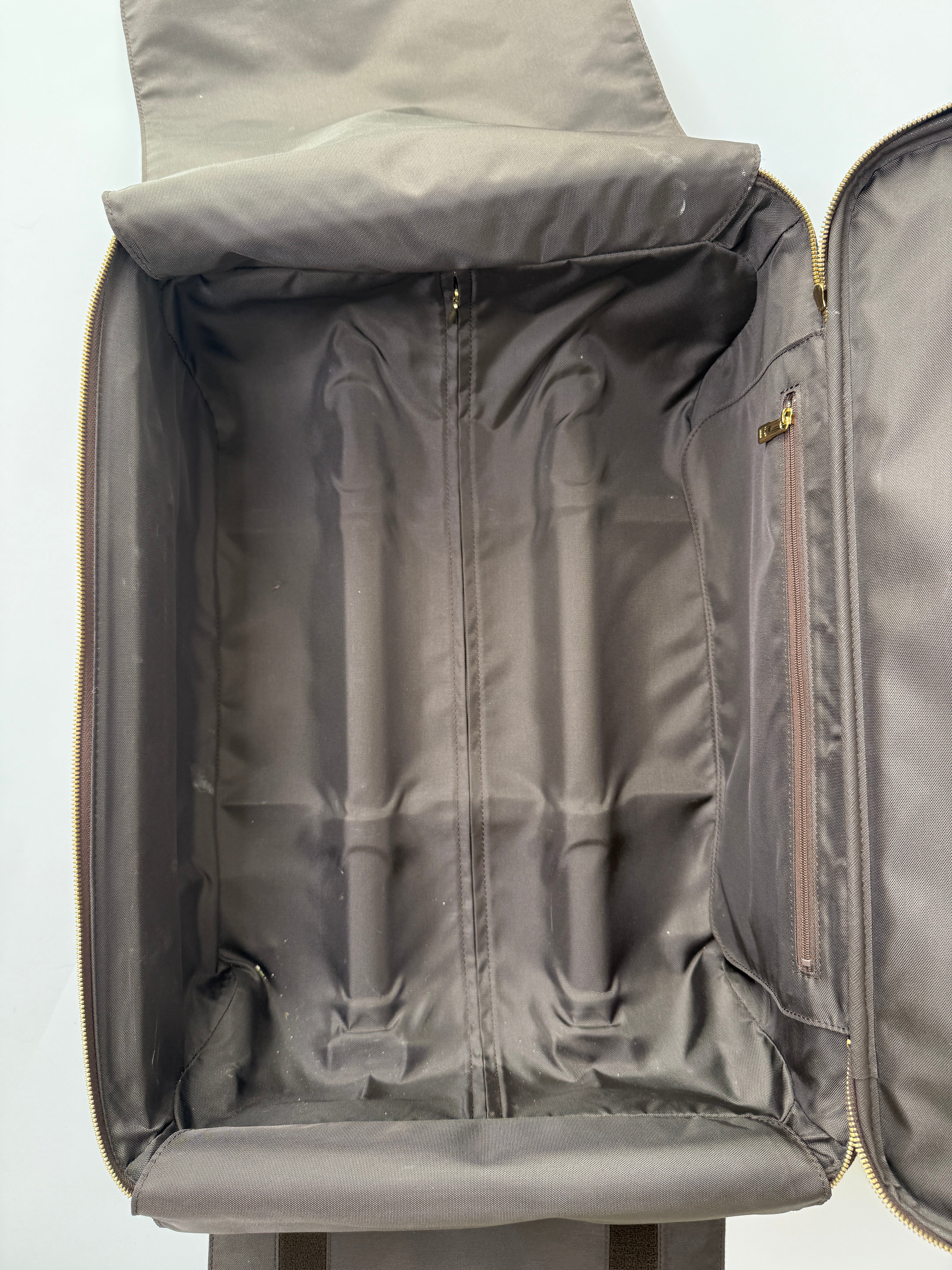 Louis Vuitton Pégase Soft Travel Case