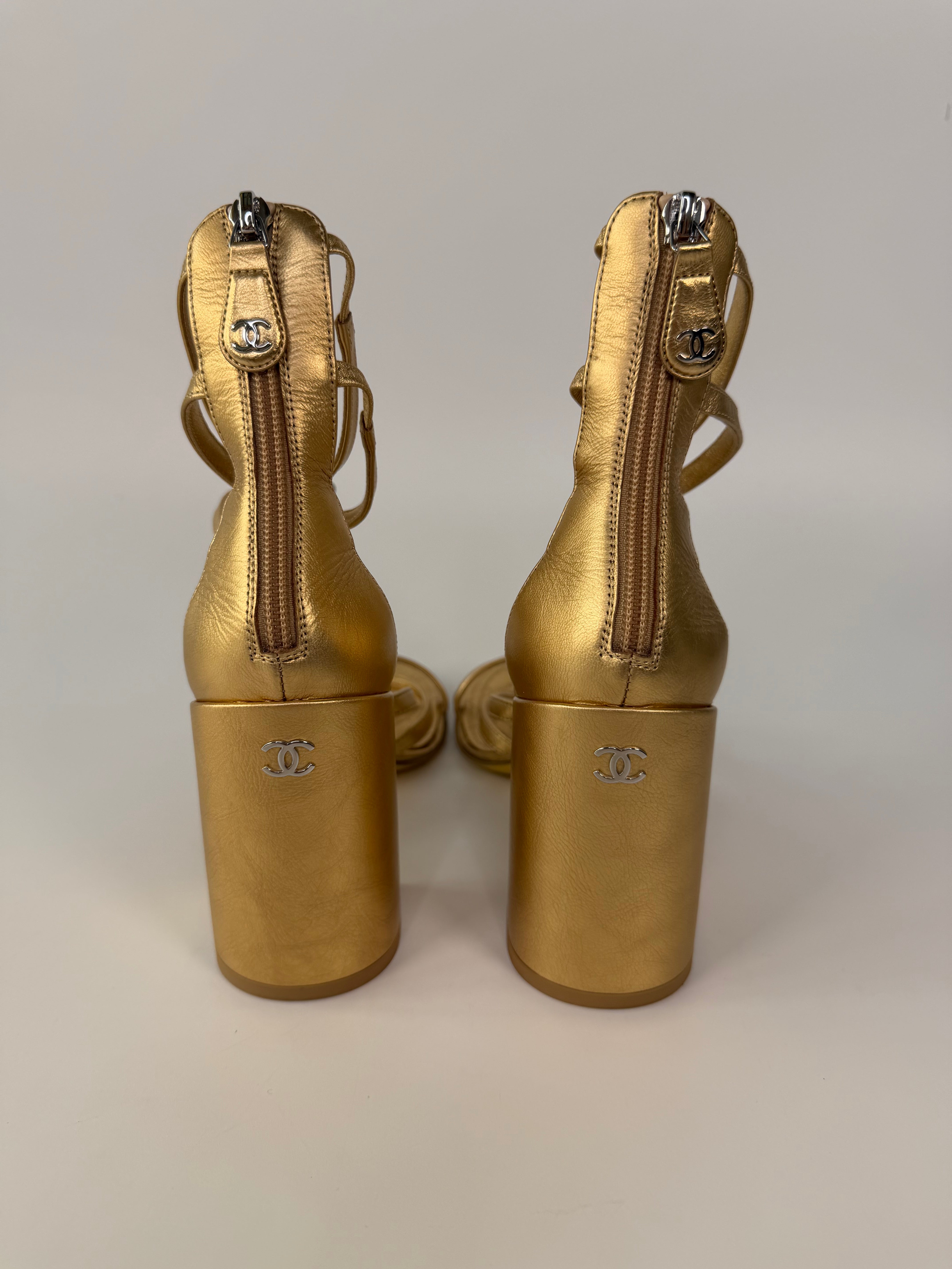 Chanel Platform Sandals In Metallic Gold (Size 38 / UK5) 100% authentic and preloved in excellent condition