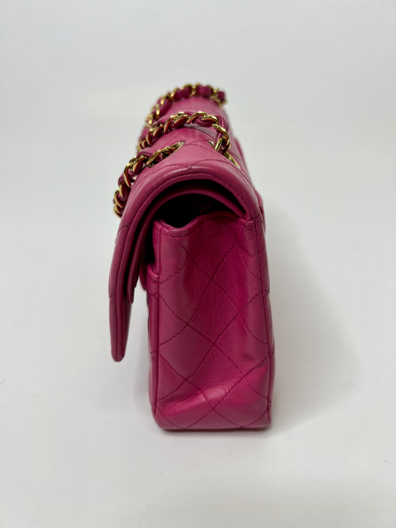 Chanel Vintage Medium 2.55 Classic Flap In Fuchsia