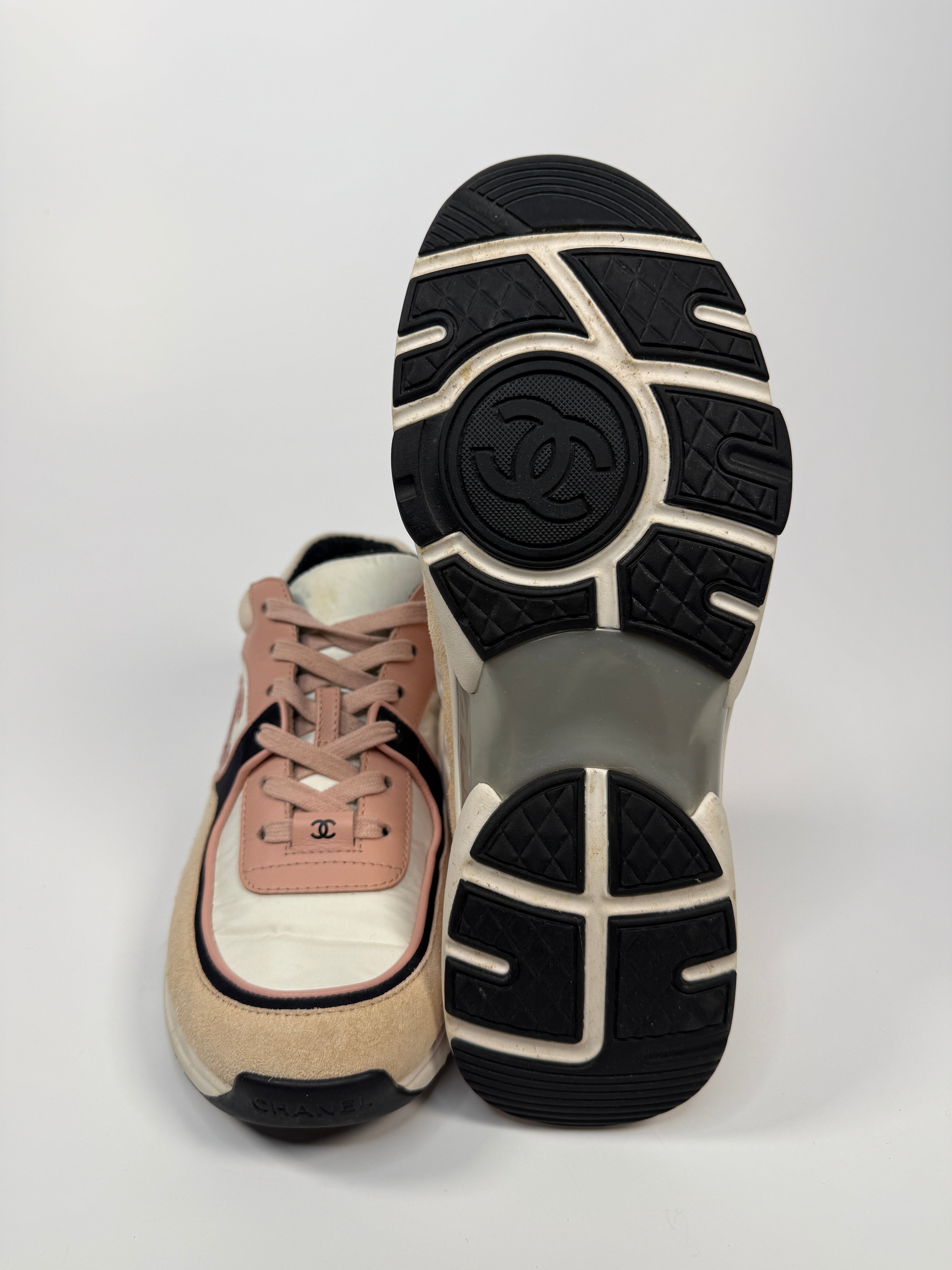 Chanel CC Logo Sneakers Pink and black (Size 40/UK7) Authentic and preloved. Excellent condition. 