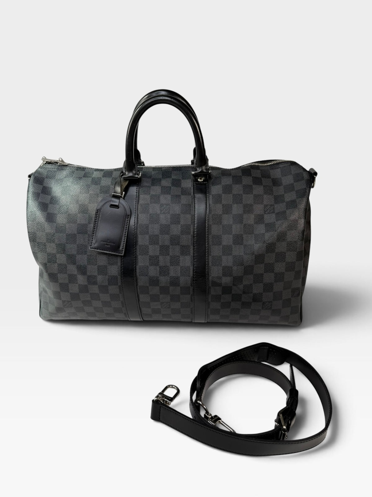Louis Vuitton Keepall Bandouliere 45 In Damier Graphite Canvas. 100% authentic  and preloved in excellent condition