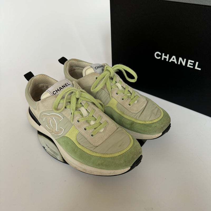 Chanel sneakers 40 2025