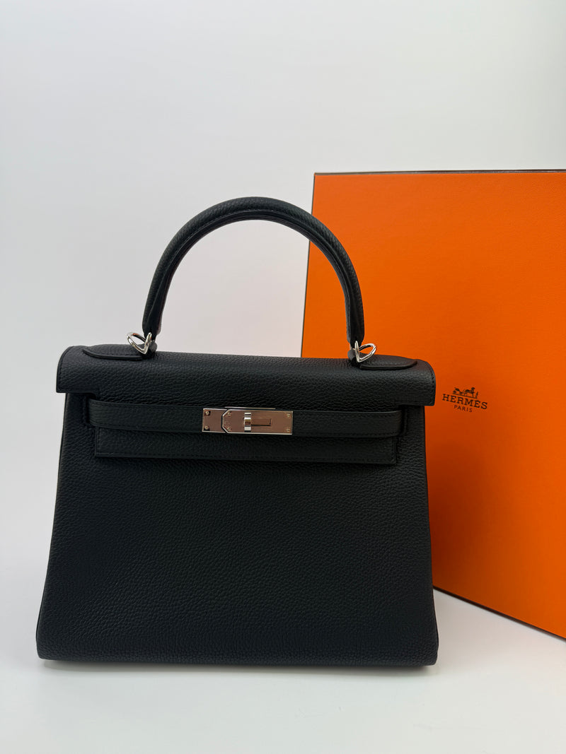 Hermès Kelly 28 Retourne Black Togo Leather With Palladium Hardware