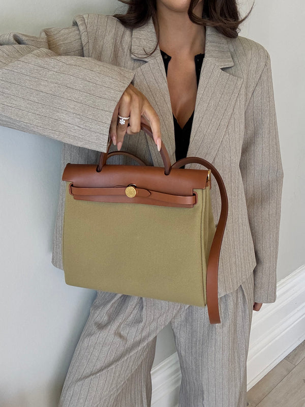 Hermès Herbag 31 Zip Retourne Poussiere / Fauve With GHW