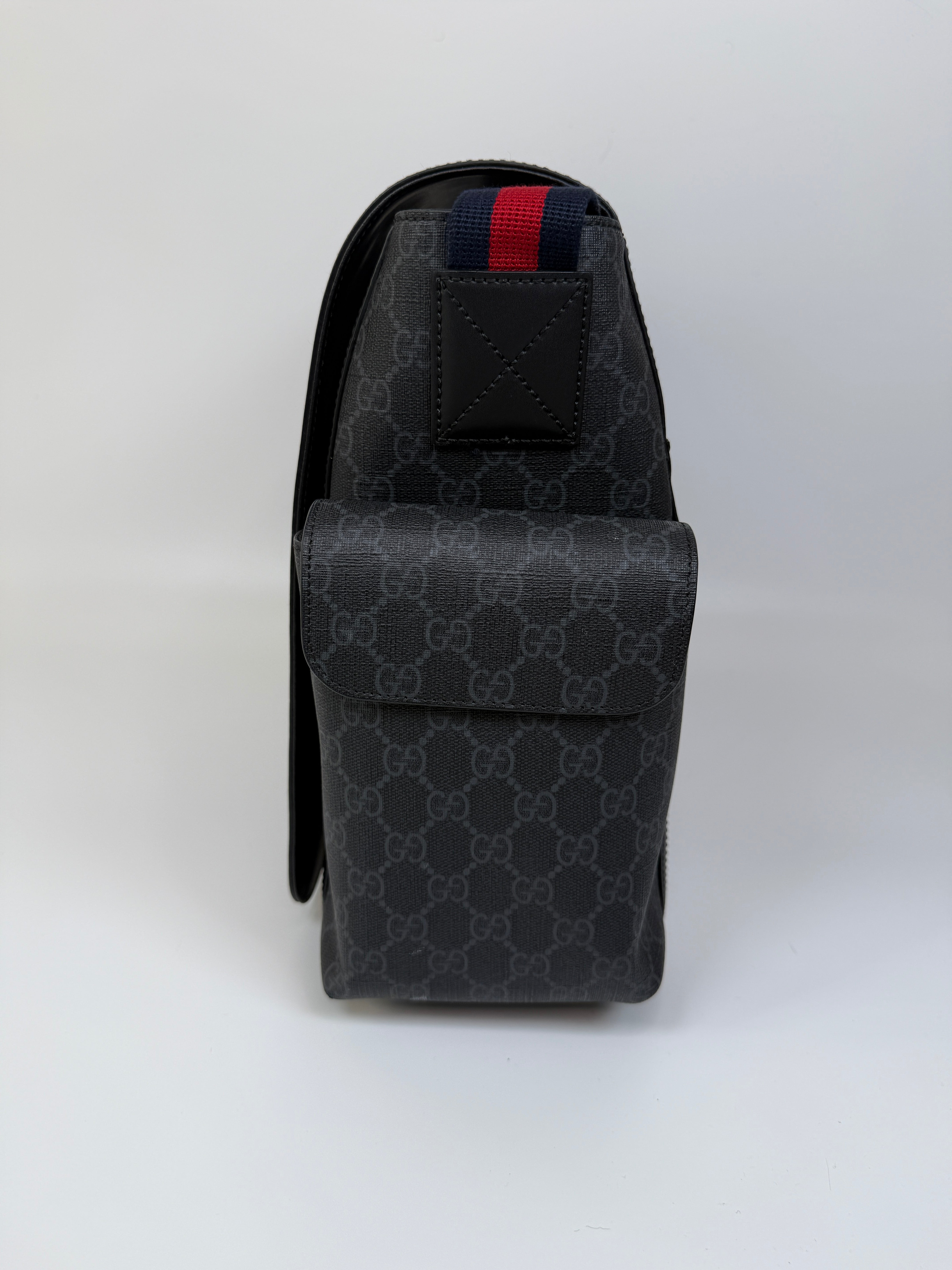 Authentic and preloved Gucci GG Supreme Medium Baby Changing Bag In Black Canvas. Excellent condition. 100% Authenticity guarantee 