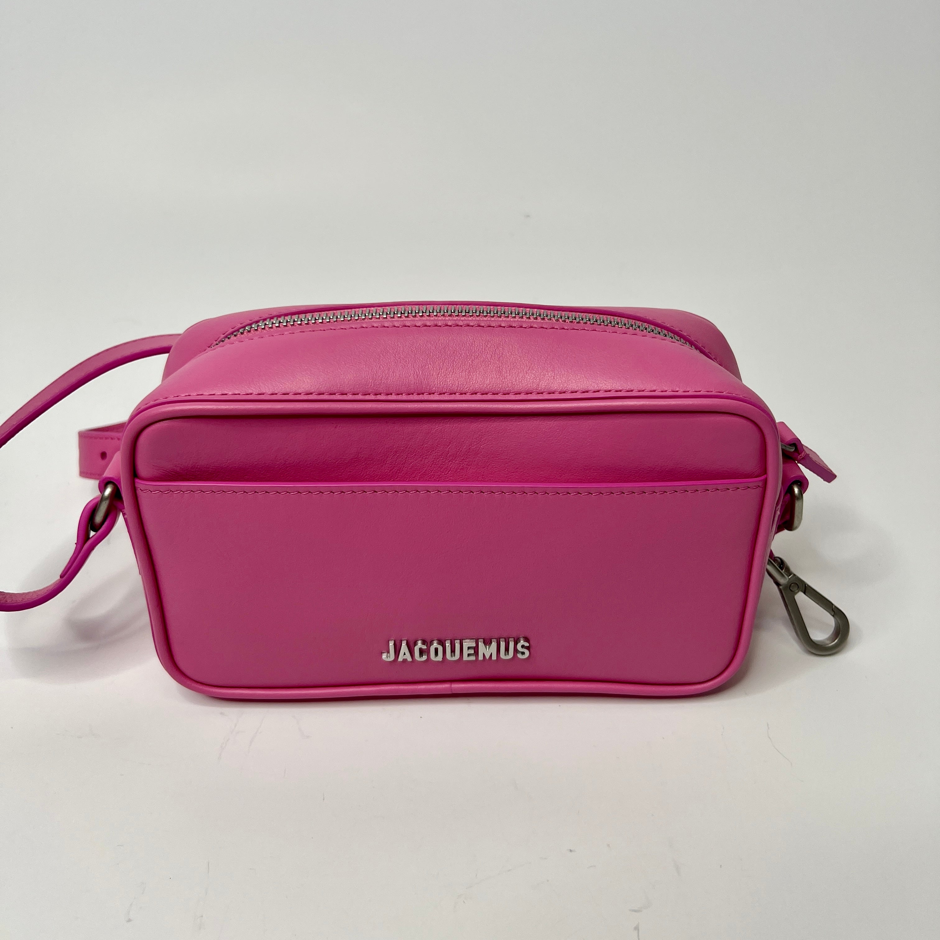 Jacquemus Le Baneto leather Camera Bag – Luxe Cheshire