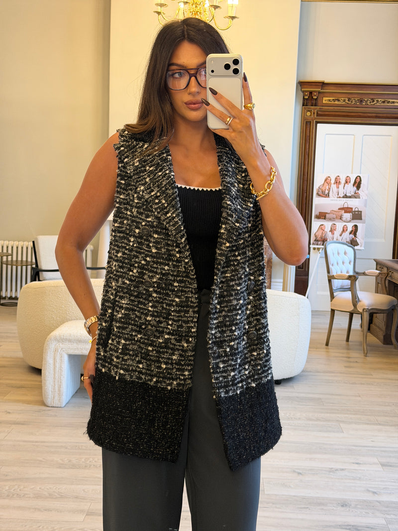 Chanel Tweed Jacket (Size FR44/UK16)