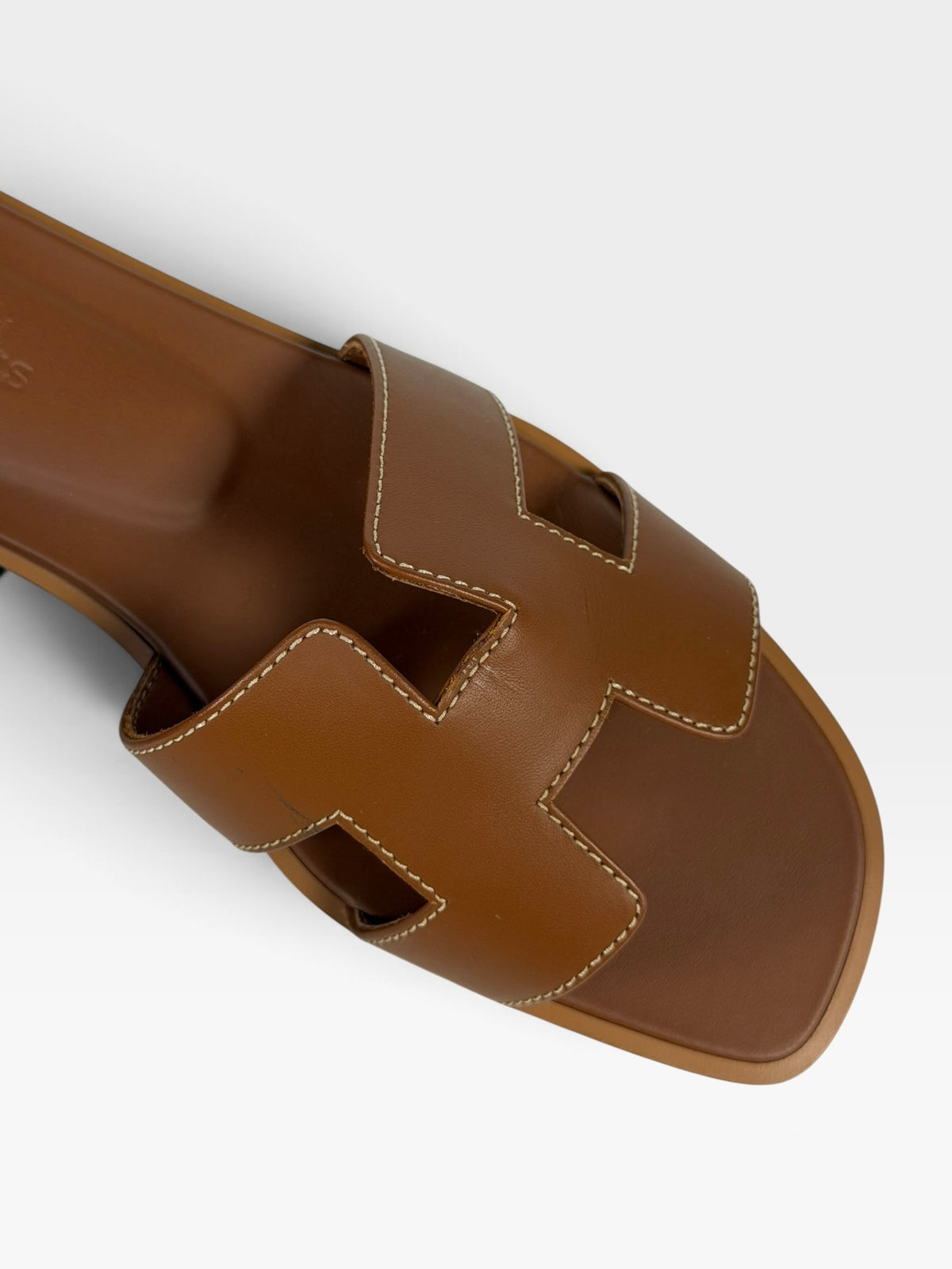 Hermès Oran Sandals in Gold (Size 37.5 /UK 4.5) 100% authentic and preloved in excellent condition