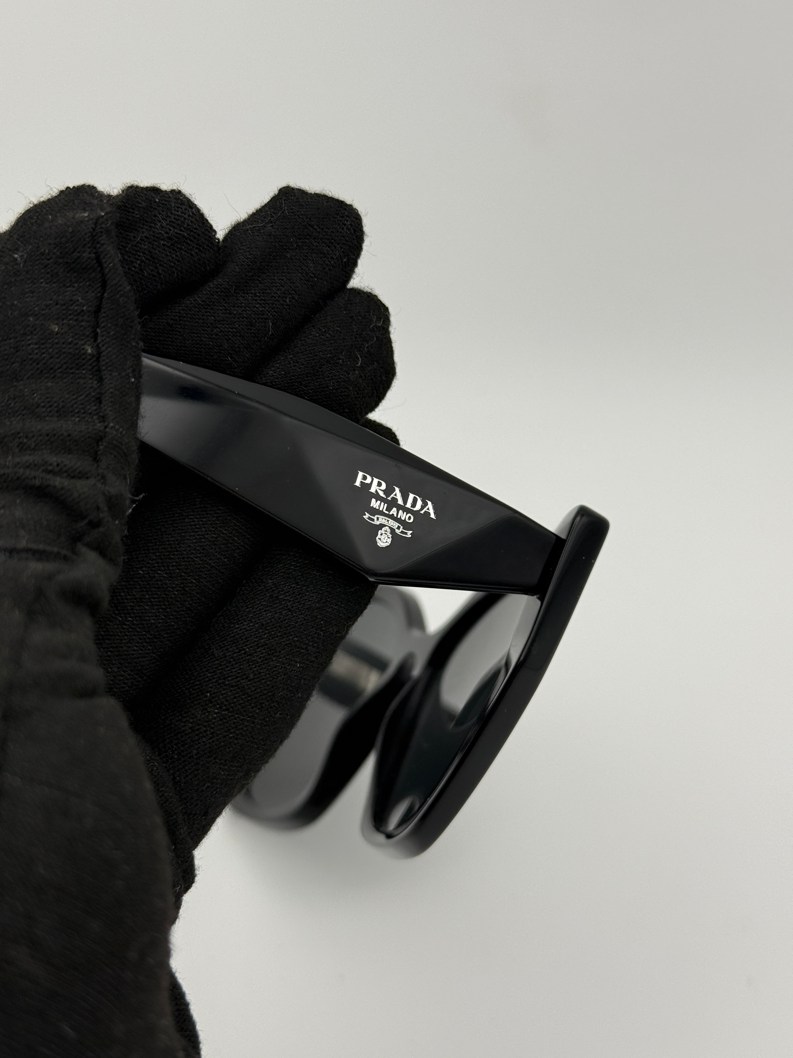 Prada SPR 19Z sunglasses Authentic and preloved. Excellent condition. 100% Authenticity guarantee 