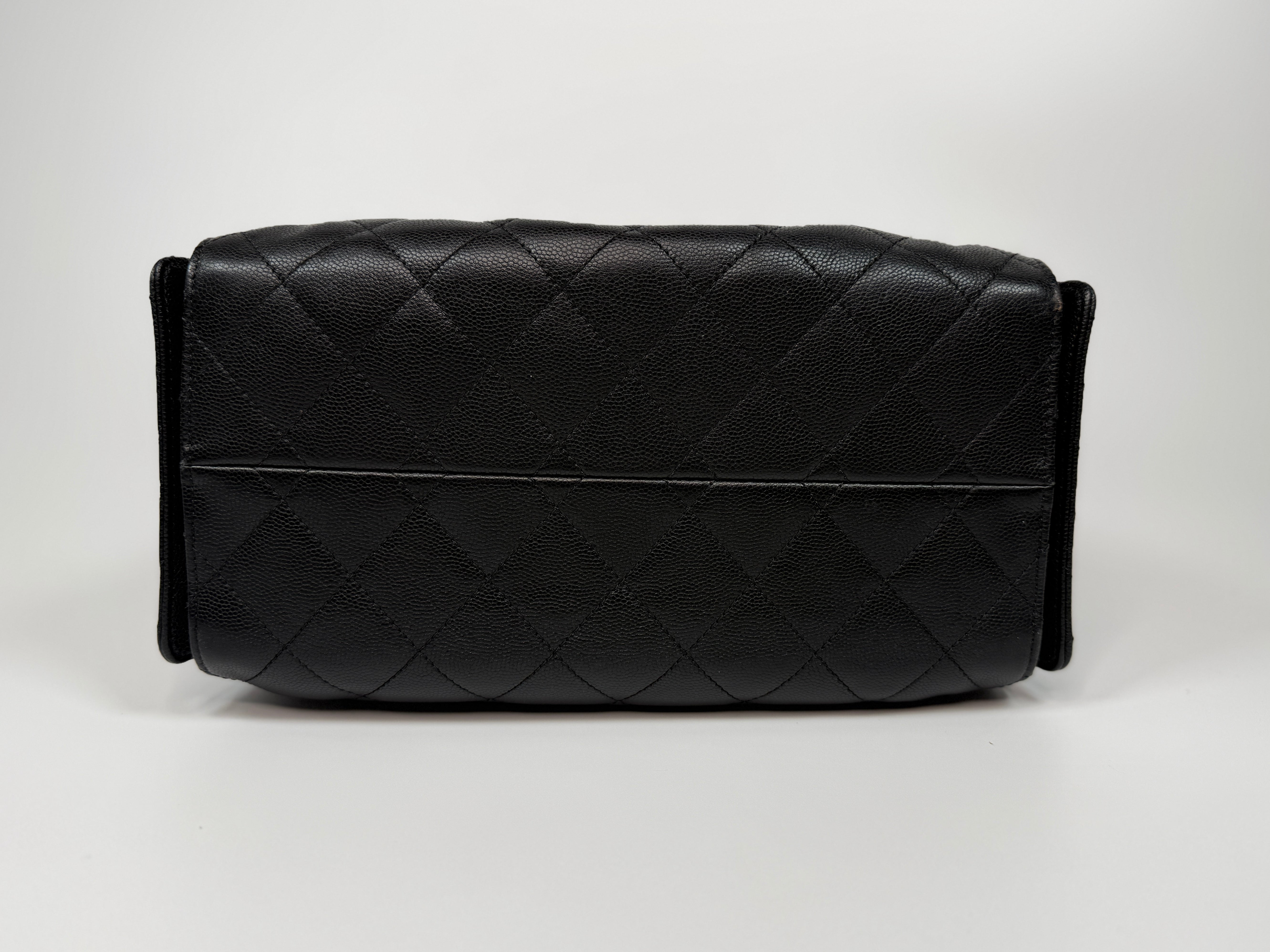 Chanel 25 Small In Black Caviar Leather With Gold Hardware In Excellent Condition. Authentic and preloved. 100% Authenticity Guaratee