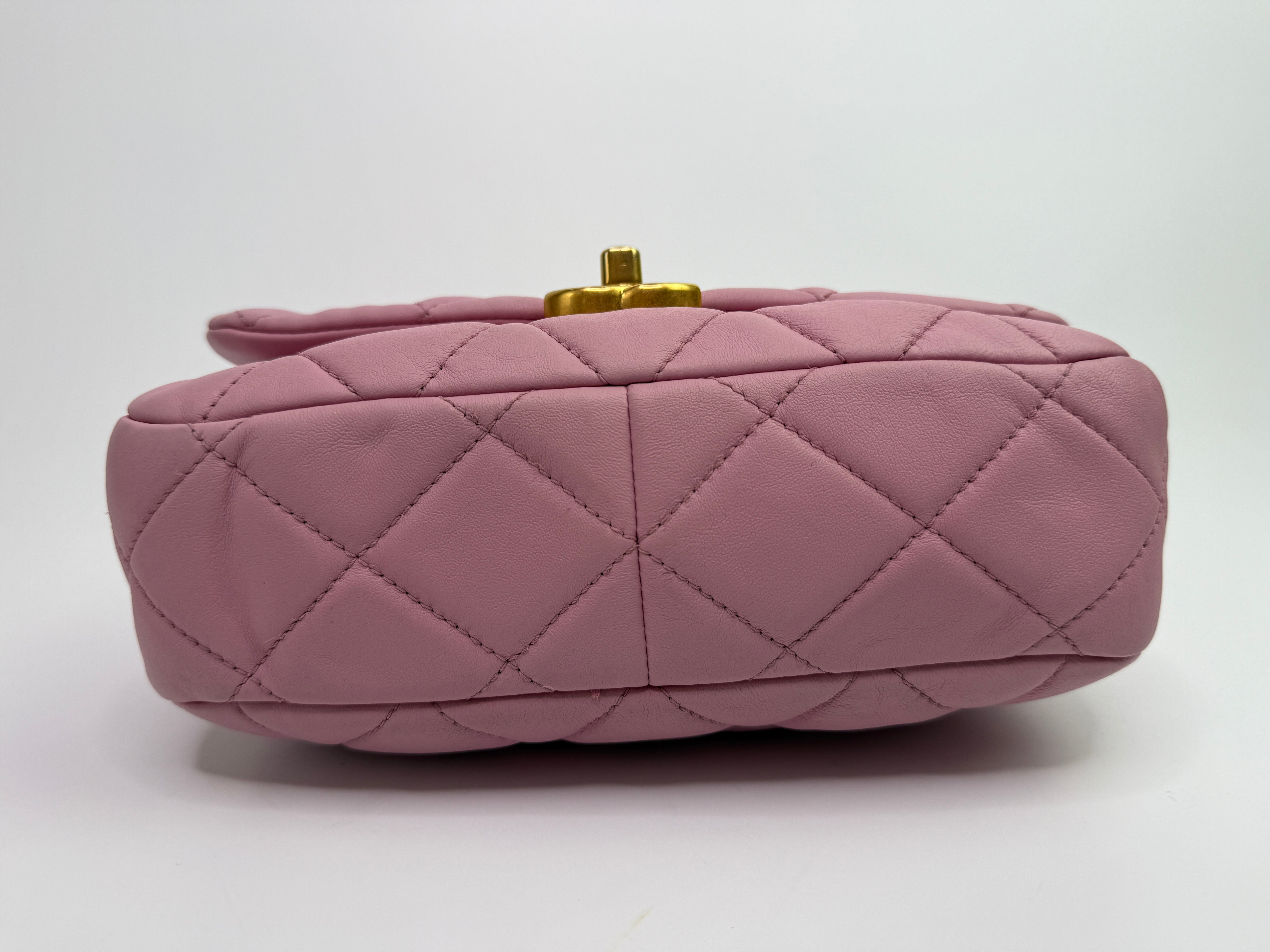 Chanel Pink Lacquered Flap Bag With Gold Hardware
Pre Loved & Authentic 
