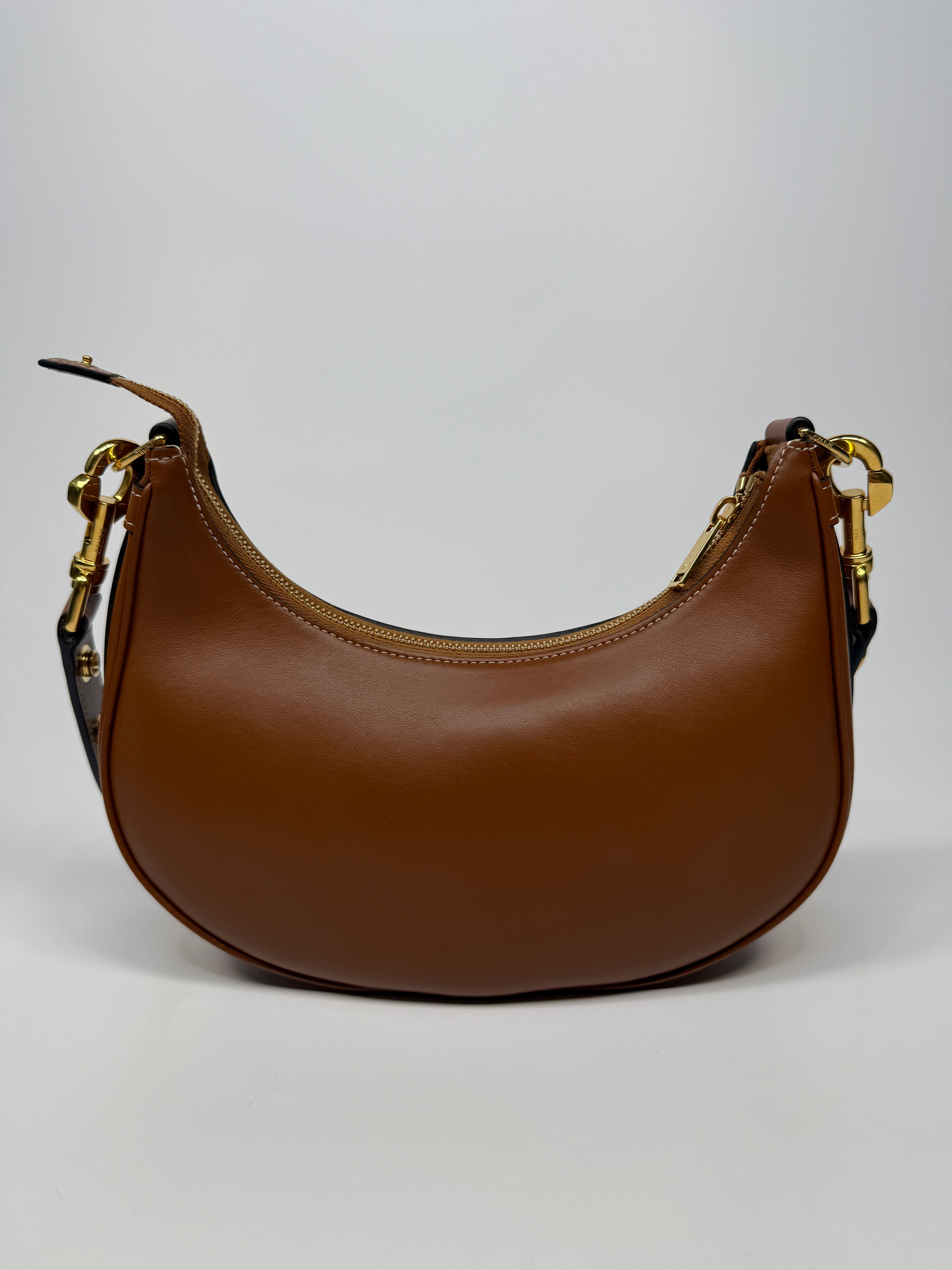 Celine Medium Ava Bag
Pre Loved & Authentic 