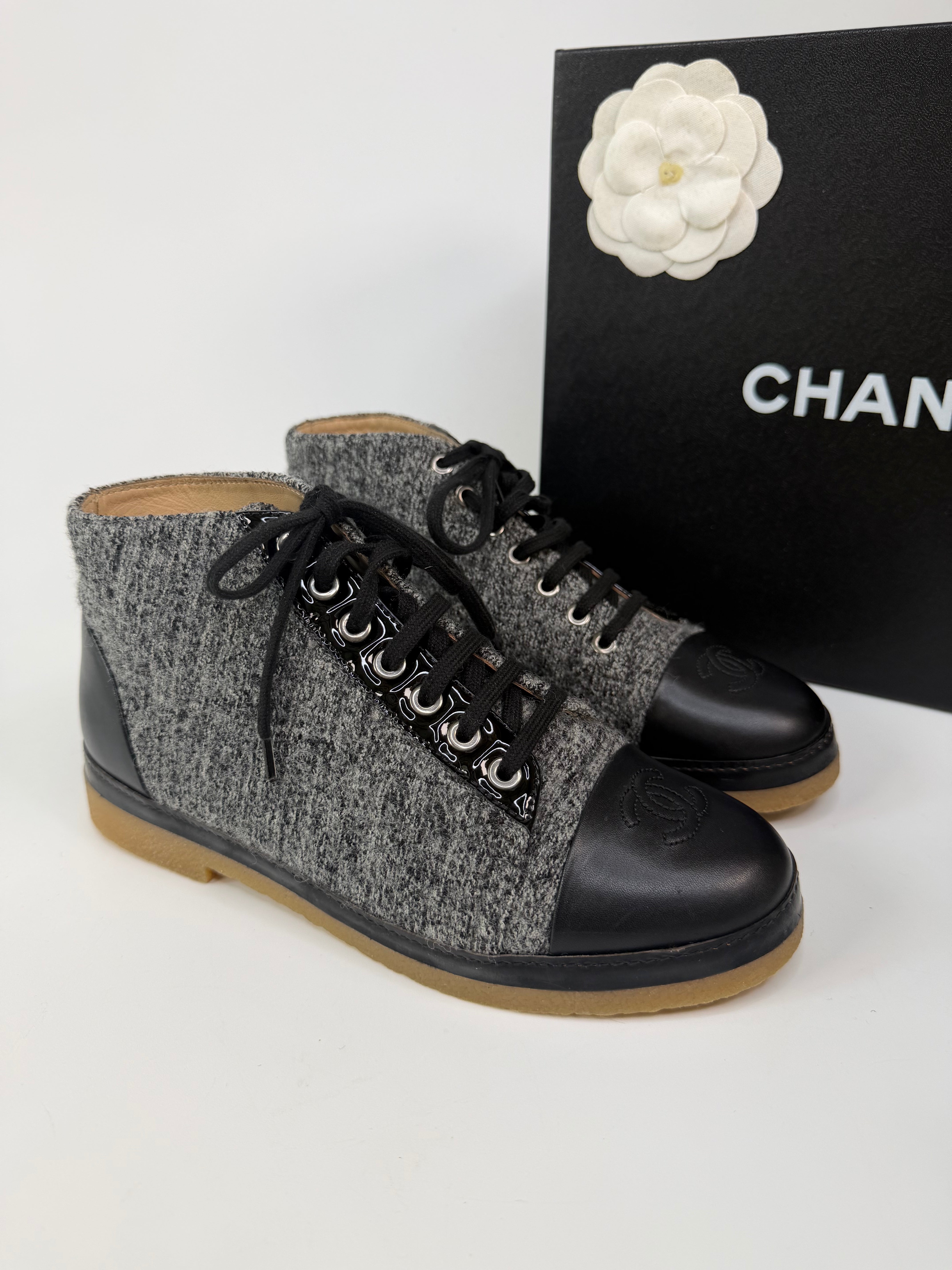 Chanel CC Lace Up Ankle Boots In Grey & Black Tweed (Size 37/UK4) 100% authentic and preloved in excellent condition