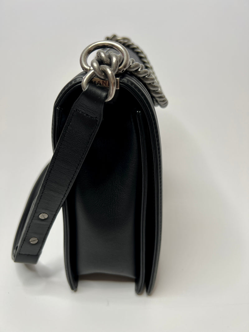 Chanel Boy Bag Large In Black Lambskin Leather