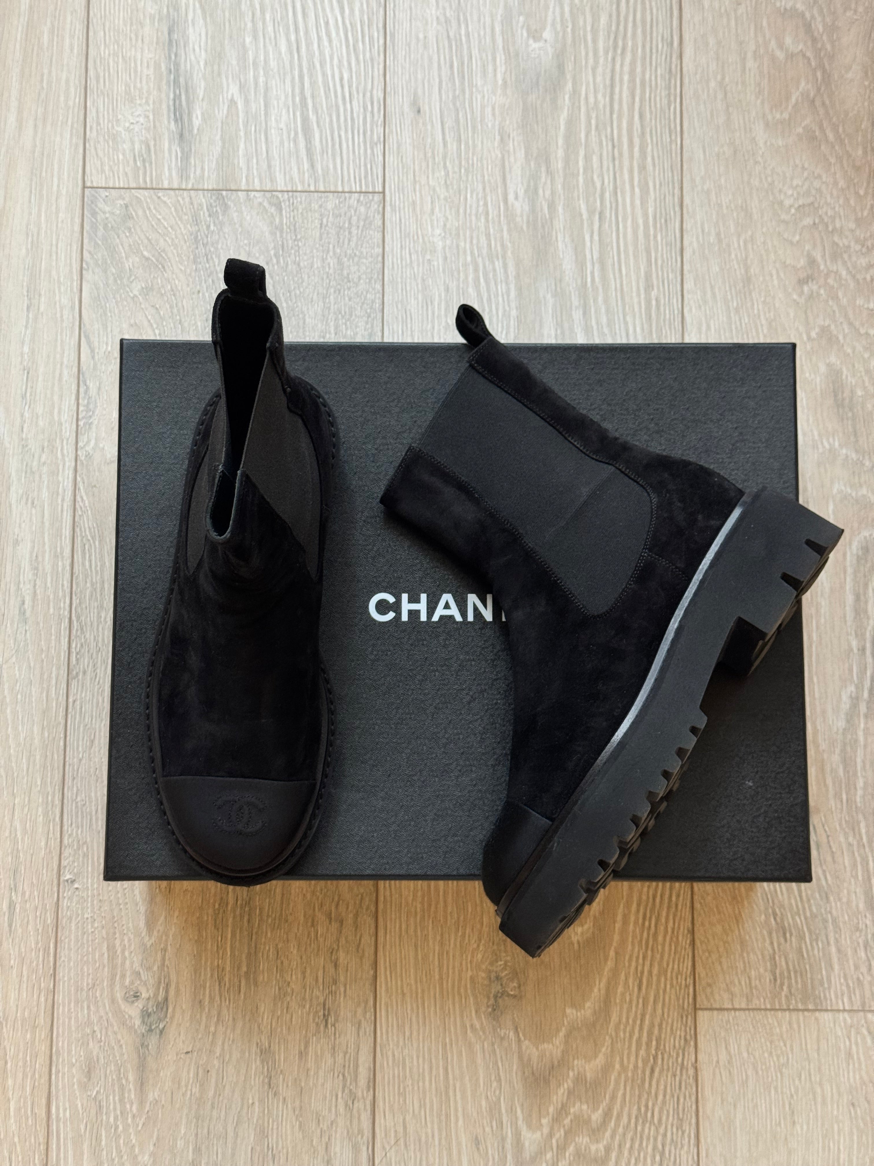 Chanel CC Boots (Size 38/UK5)
