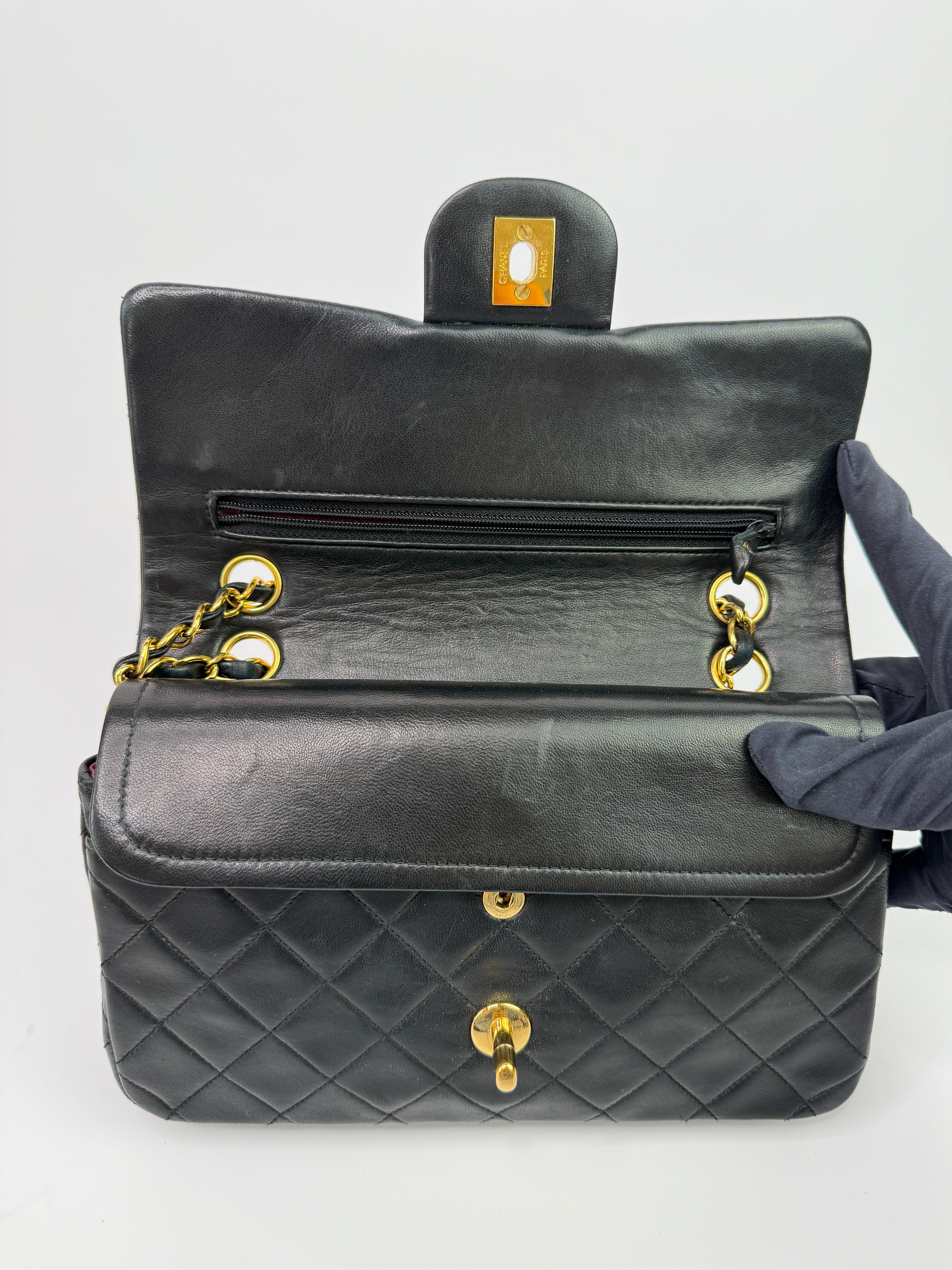 Chanel Vintage Small Classic Double Flap GHW