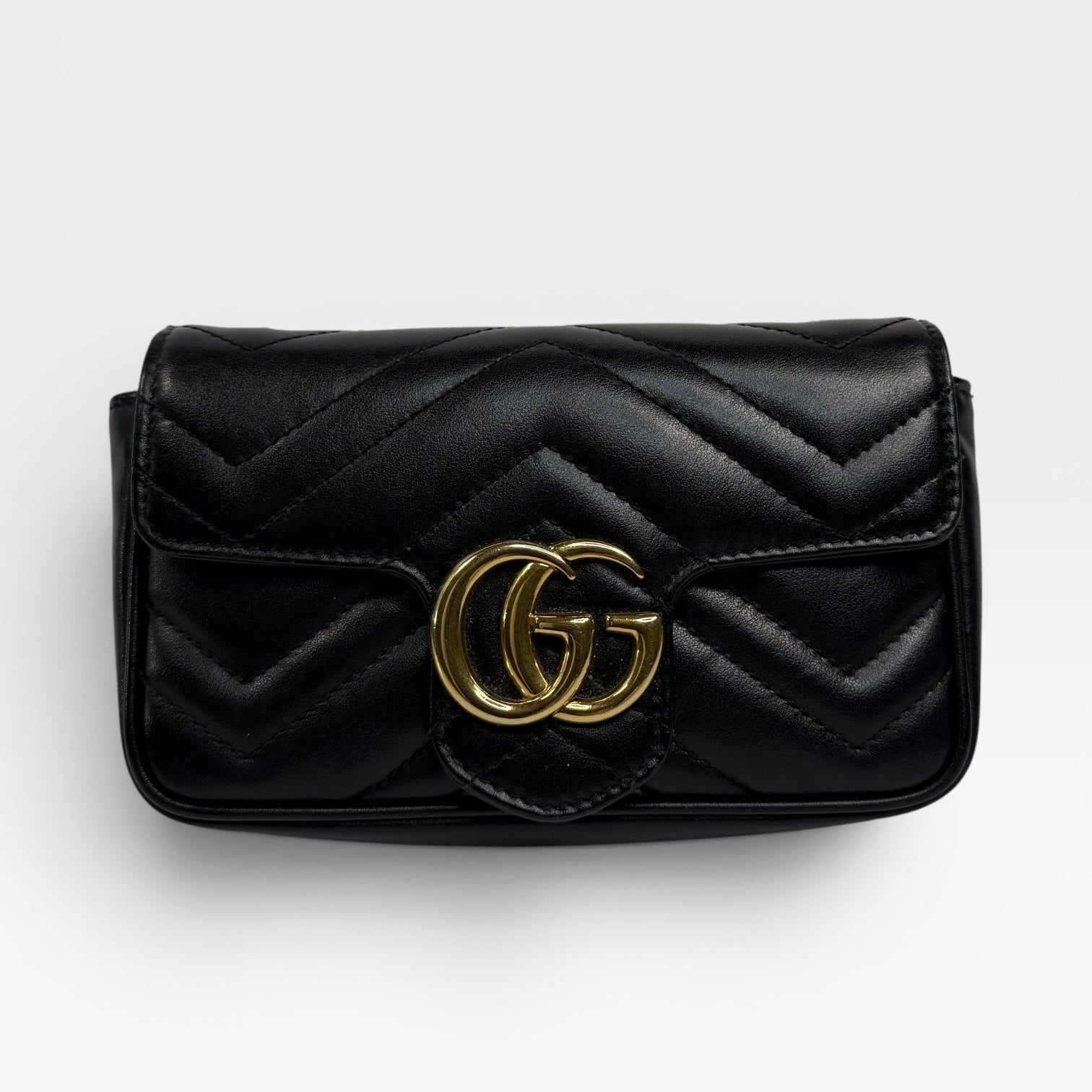 Gucci Marmont Matelassé Super Mini Bag
