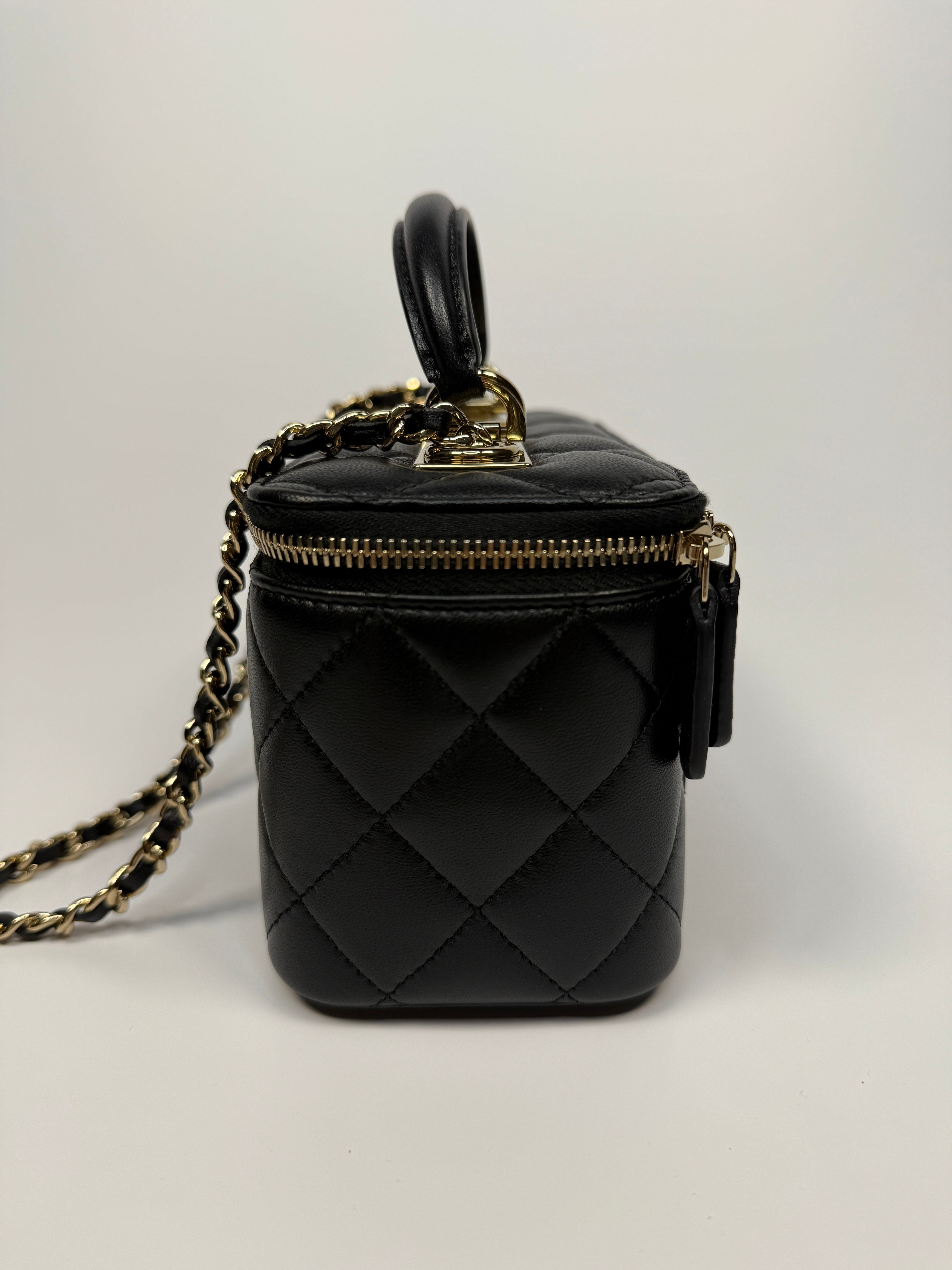 Chanel Vanity Trendy Top Handle In Black Lambskin With Gold Hardware In Excellent Condition. Authentic and Preloved. 