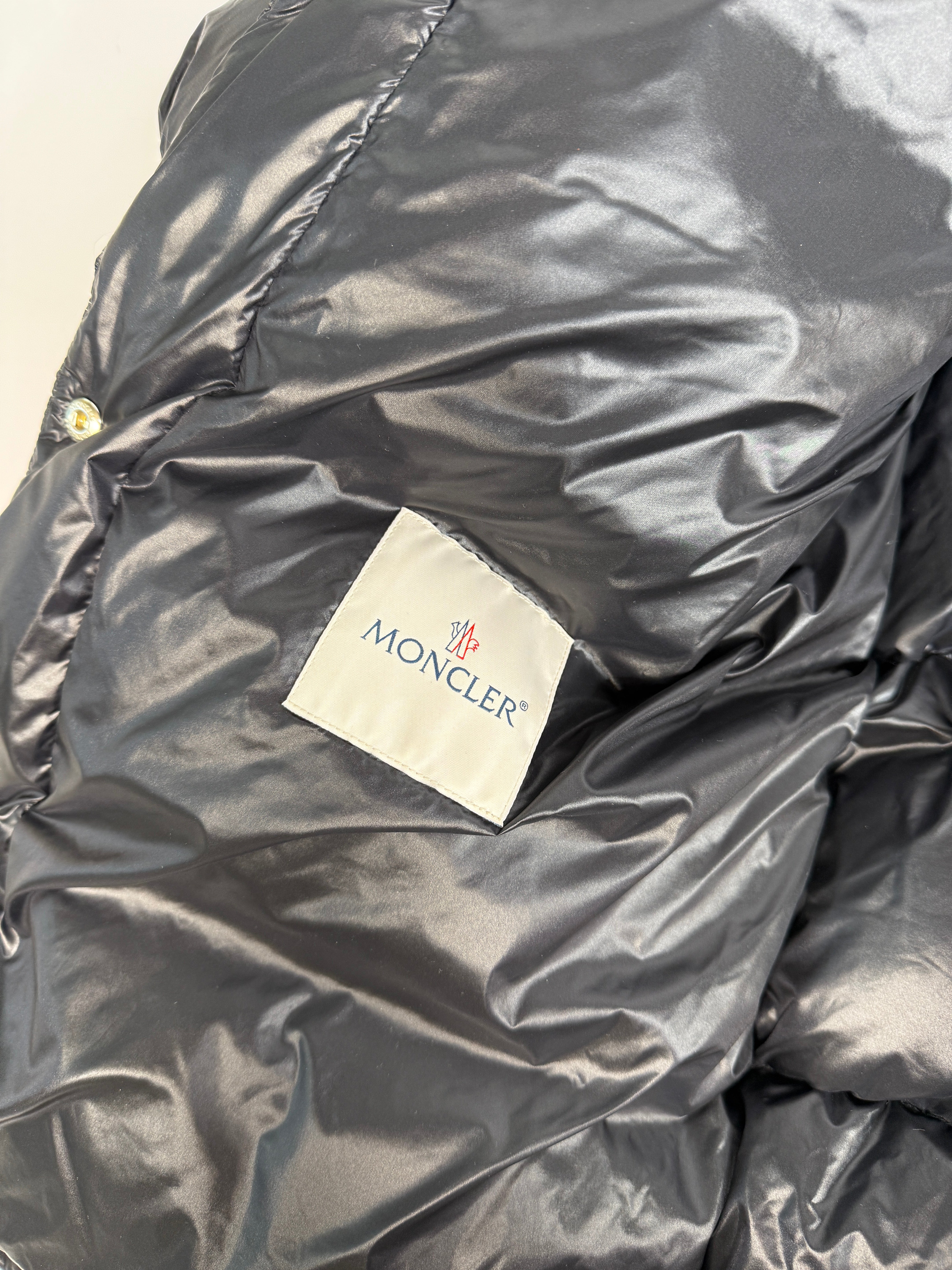 Moncler Nyon Long Down Jacket (TG1/UK10)