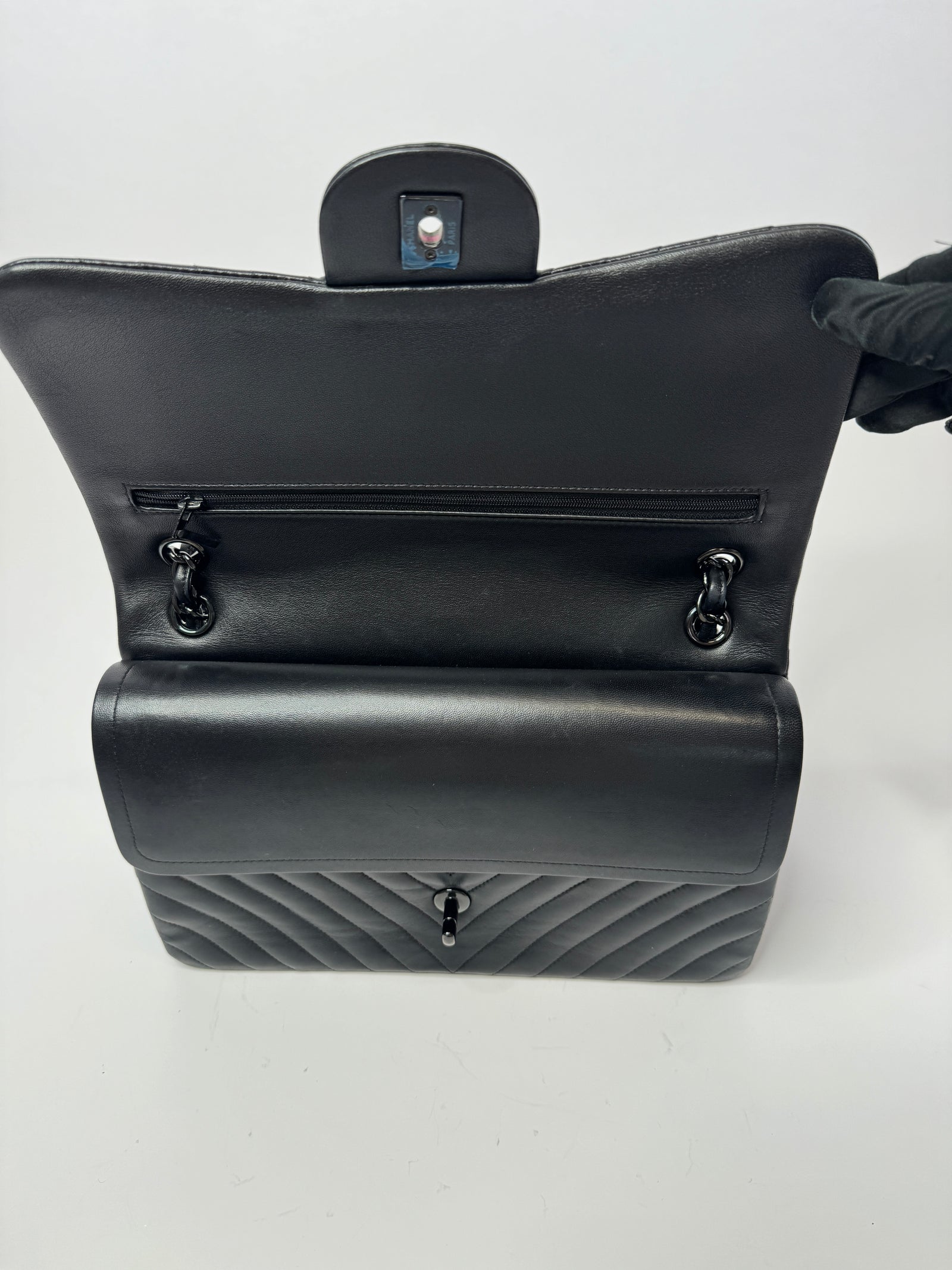 Chanel so black classic flap bag deals