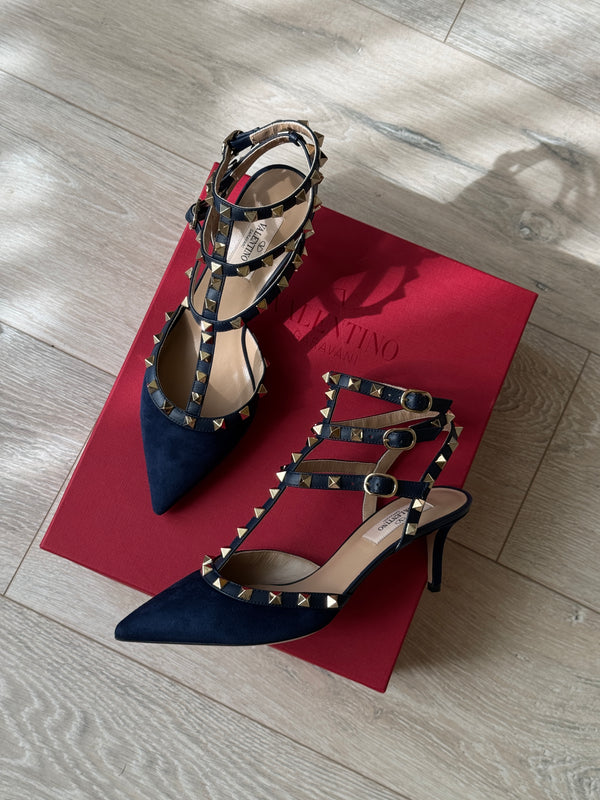 Valentino Garavani Rockstud Pumps (Size 37.5/UK4.5)