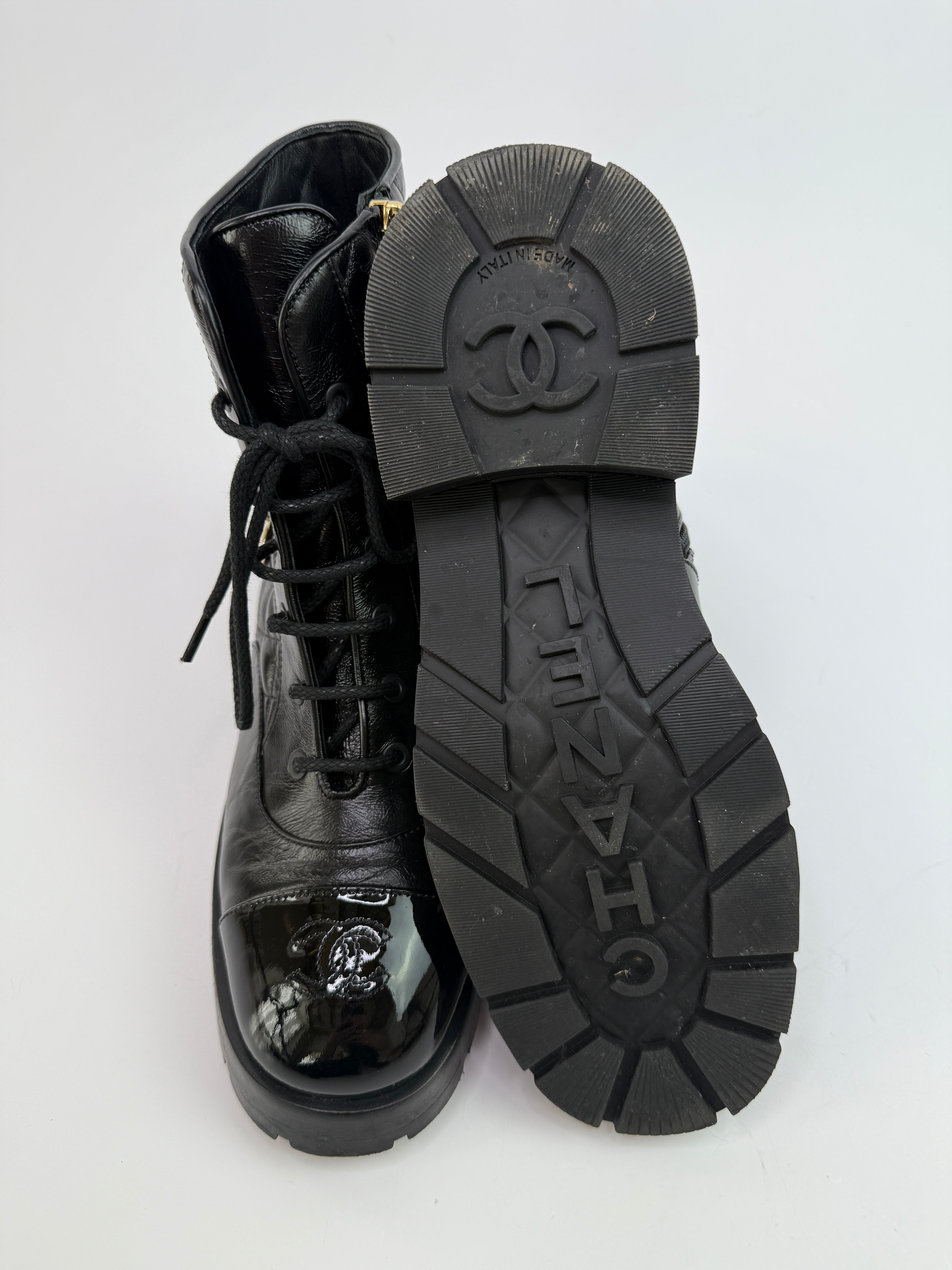 Chanel CC Boots (Size 40/UK7)