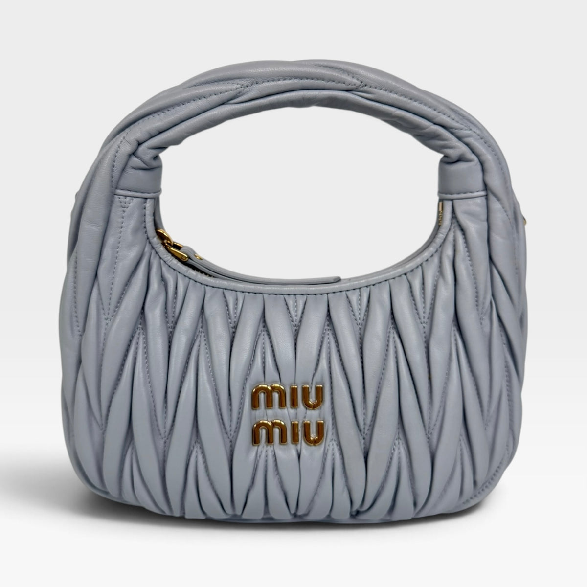 Miu Miu Wander Bag In Pearl Gray Leather With Gold Hardware. Authentic and preloved in excellent condition. 100% guarantee