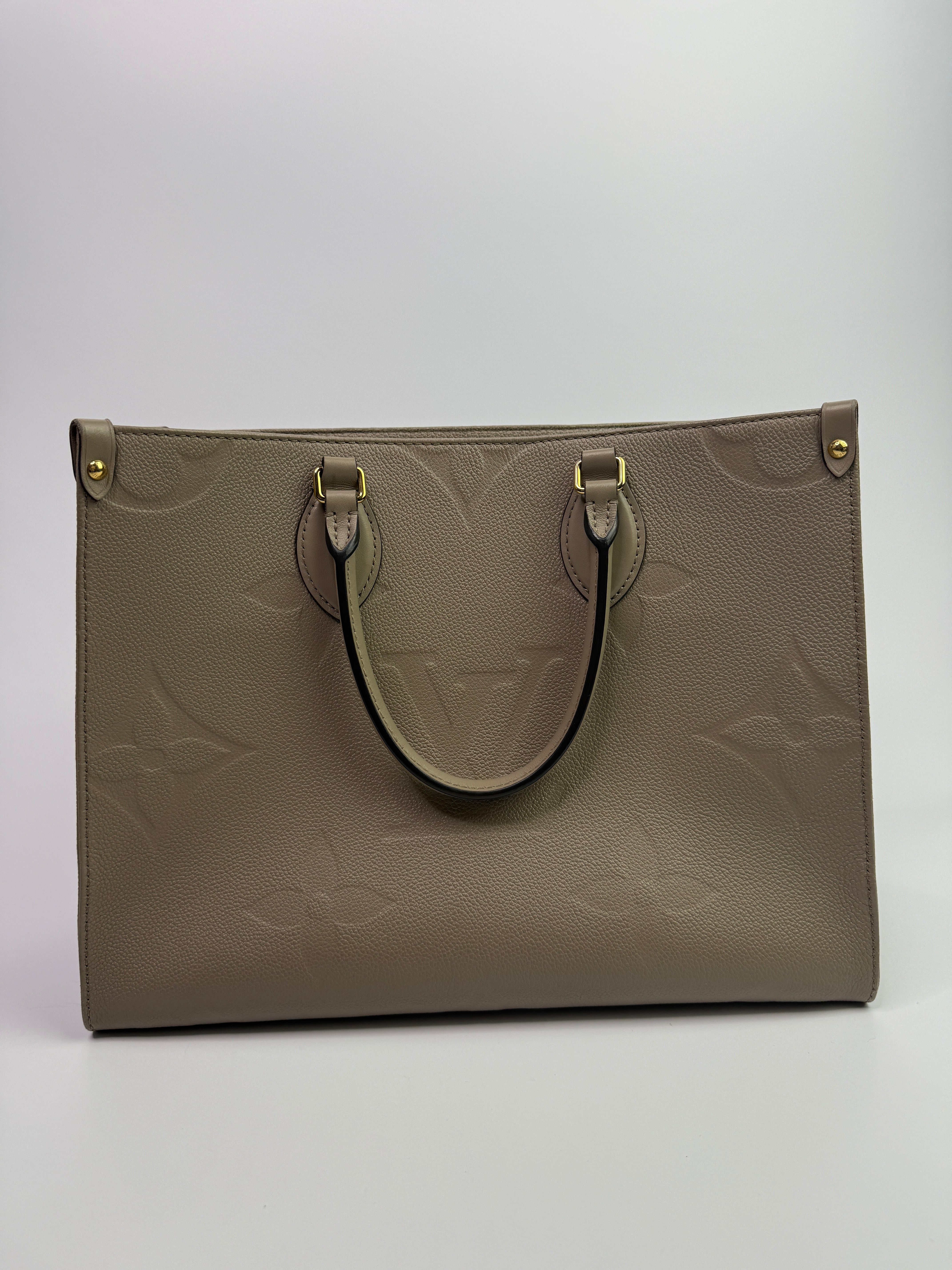 Louis Vuitton On The Go MM Bag