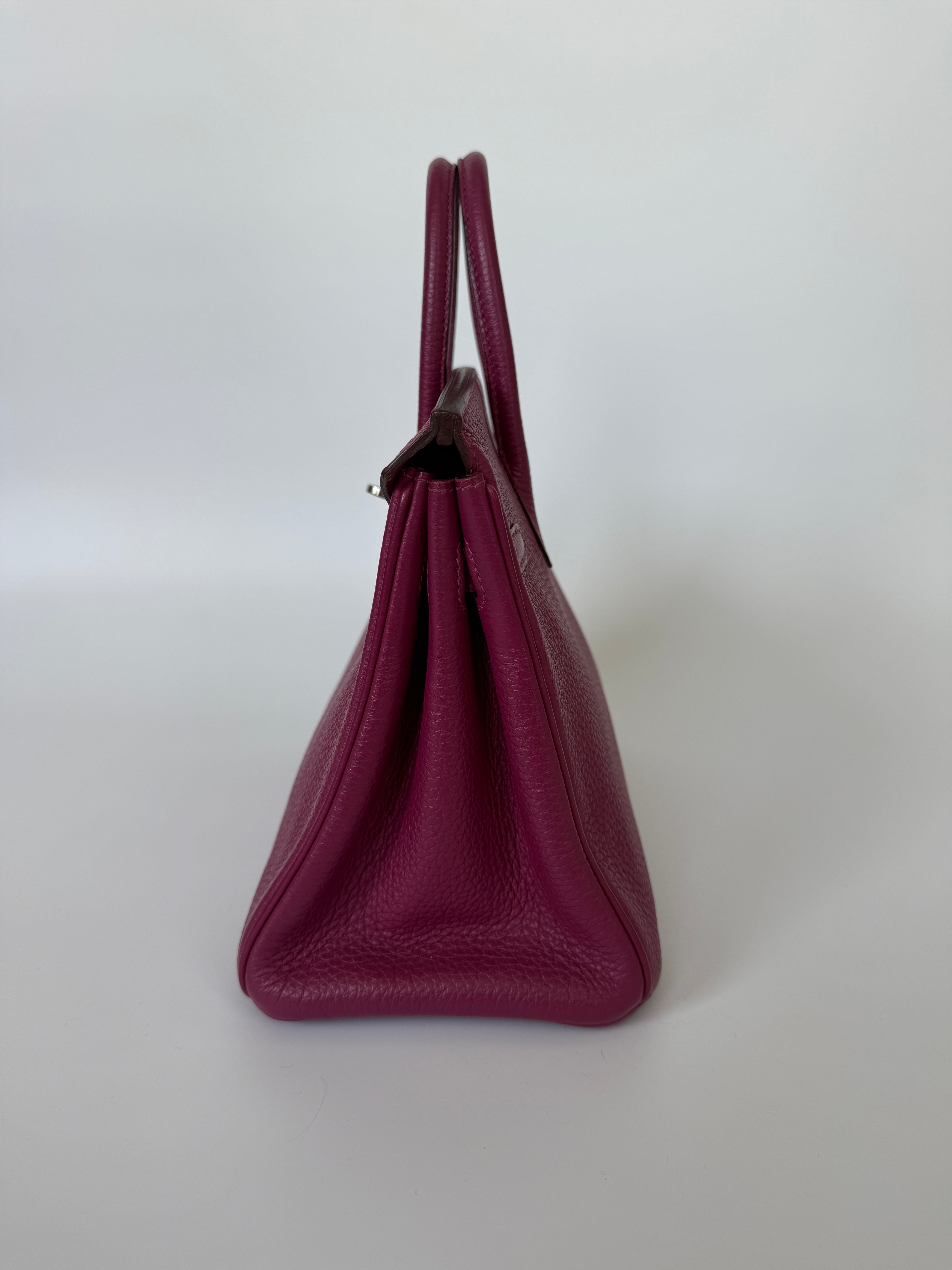 Authentic pre-loved Hermès Birkin 25 In Tosca Clemence Leather. Excellent condition, verified by Luxe Cheshire. Trusted designer resale.