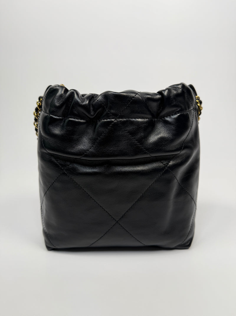 Chanel 22 Mini Bag Black Calfskin With GHW