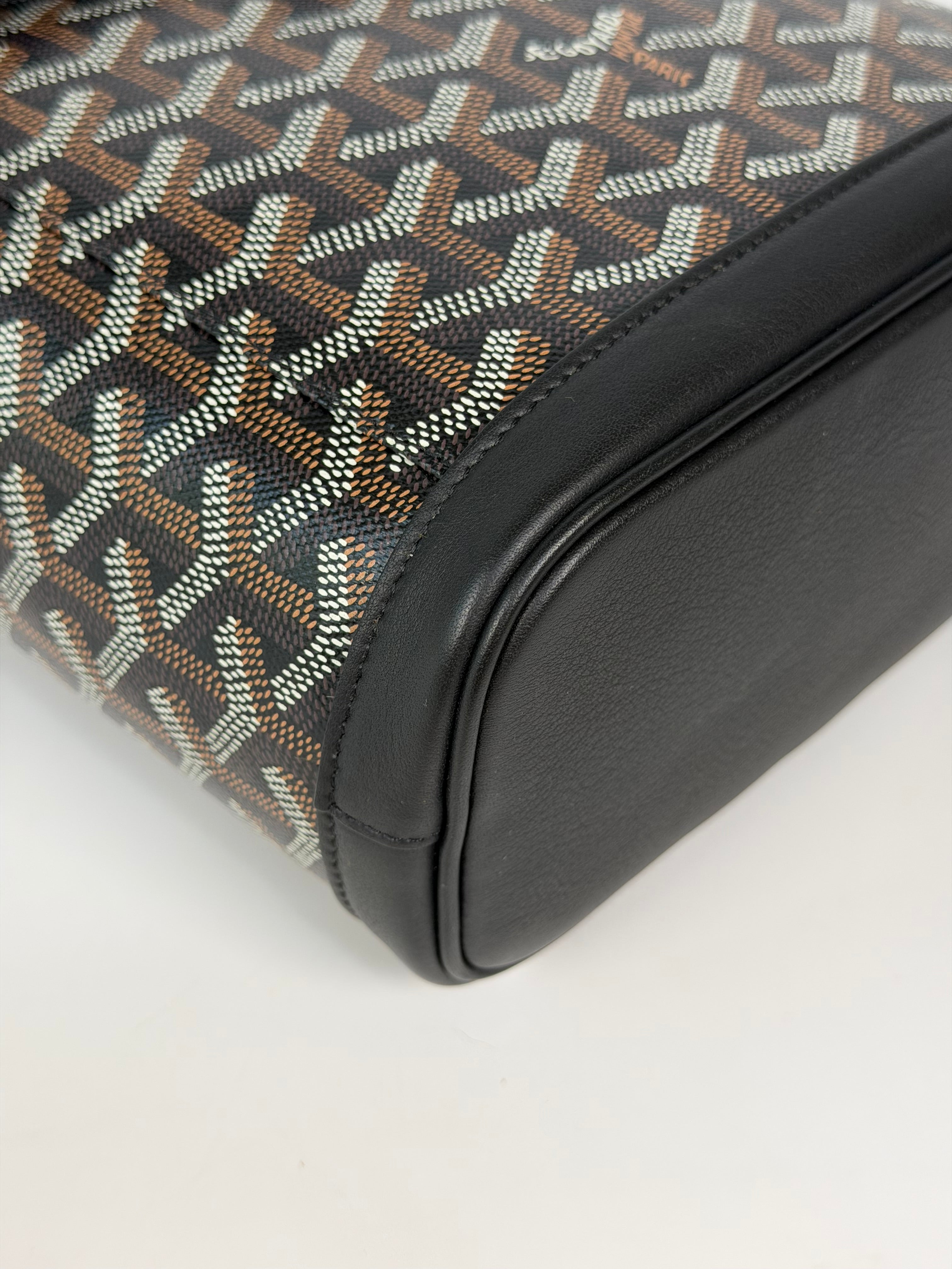 Goyard Mini Alpin Black Canvas, excellent condition pre loved condition. Verified by Luxe Cheshire. Insured next day delivery 