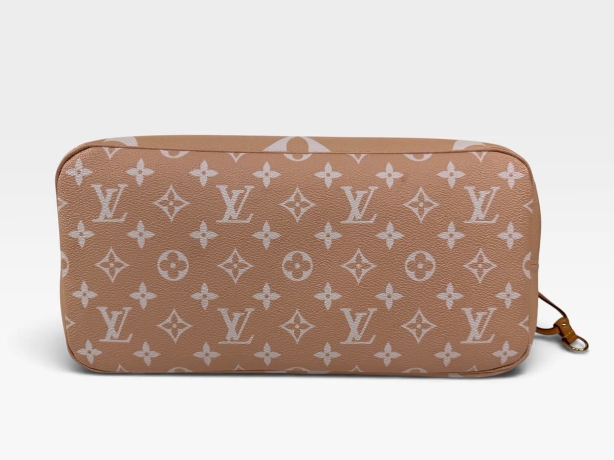 Louis Vuitton Neverfull PM In Beige & Cream Monogram With Gold Hardware. 100% authentic and preloved in excellent condition
