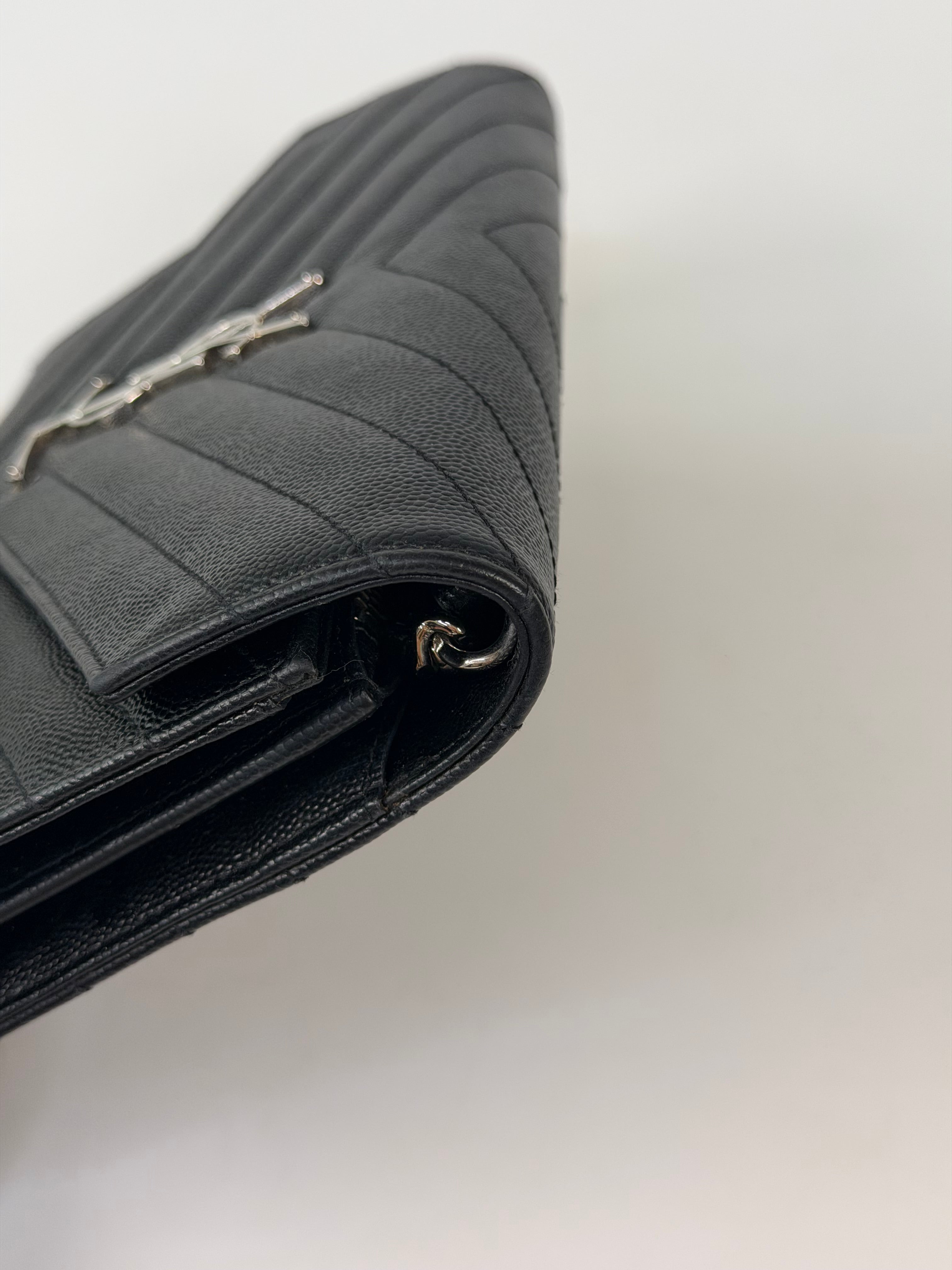 Saint Laurent Cassandre Chain Wallet In Black With Silver Hardware in good condition 100% authentic and preloved