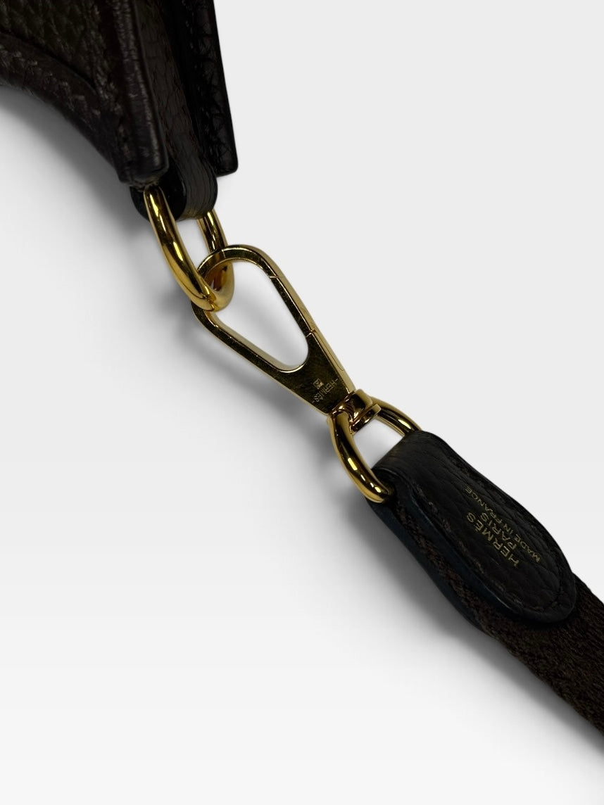 Hermès Evelyne TPM In Ebene Clemence Leather With Gold Hardware. 100% authentic and pre loved in excellent condition. 