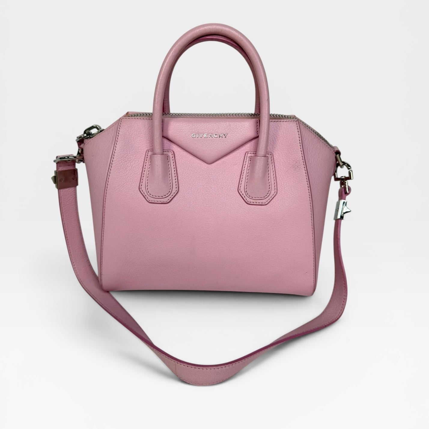 Givenchy Antigona In Pink Goatskin Leather With Silver Hardware. Authentic and preloved in very good condition.
