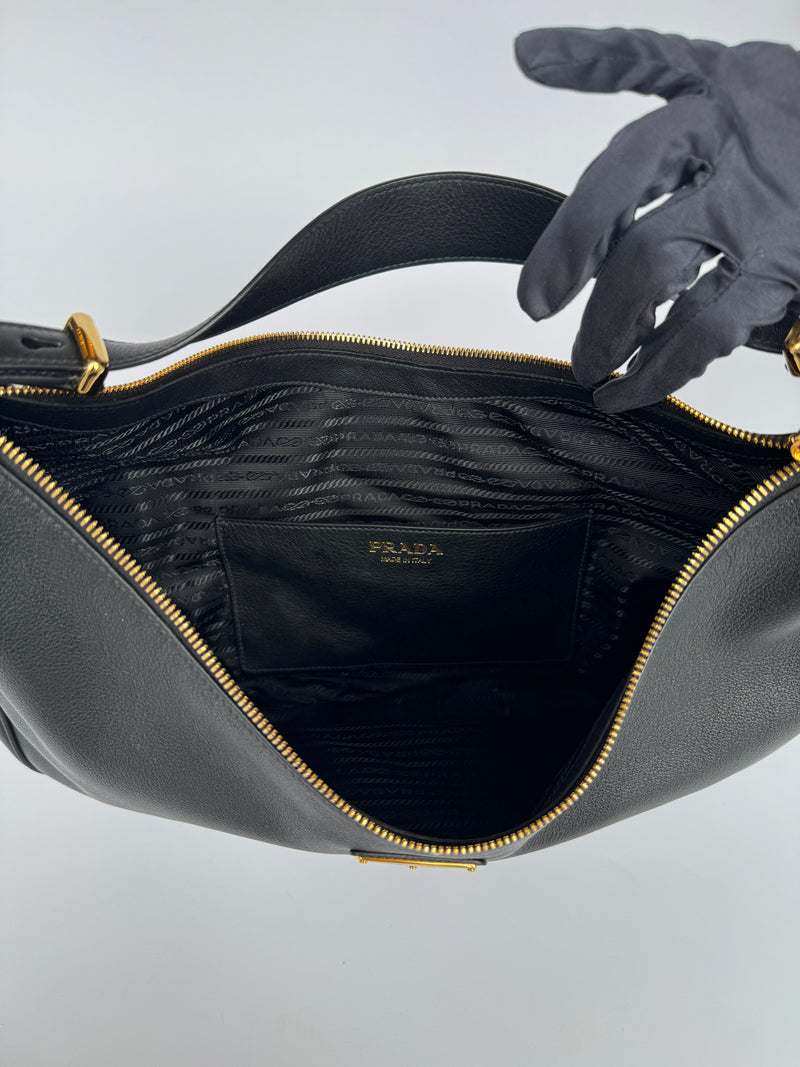 Prada medium leather shoulder bag online